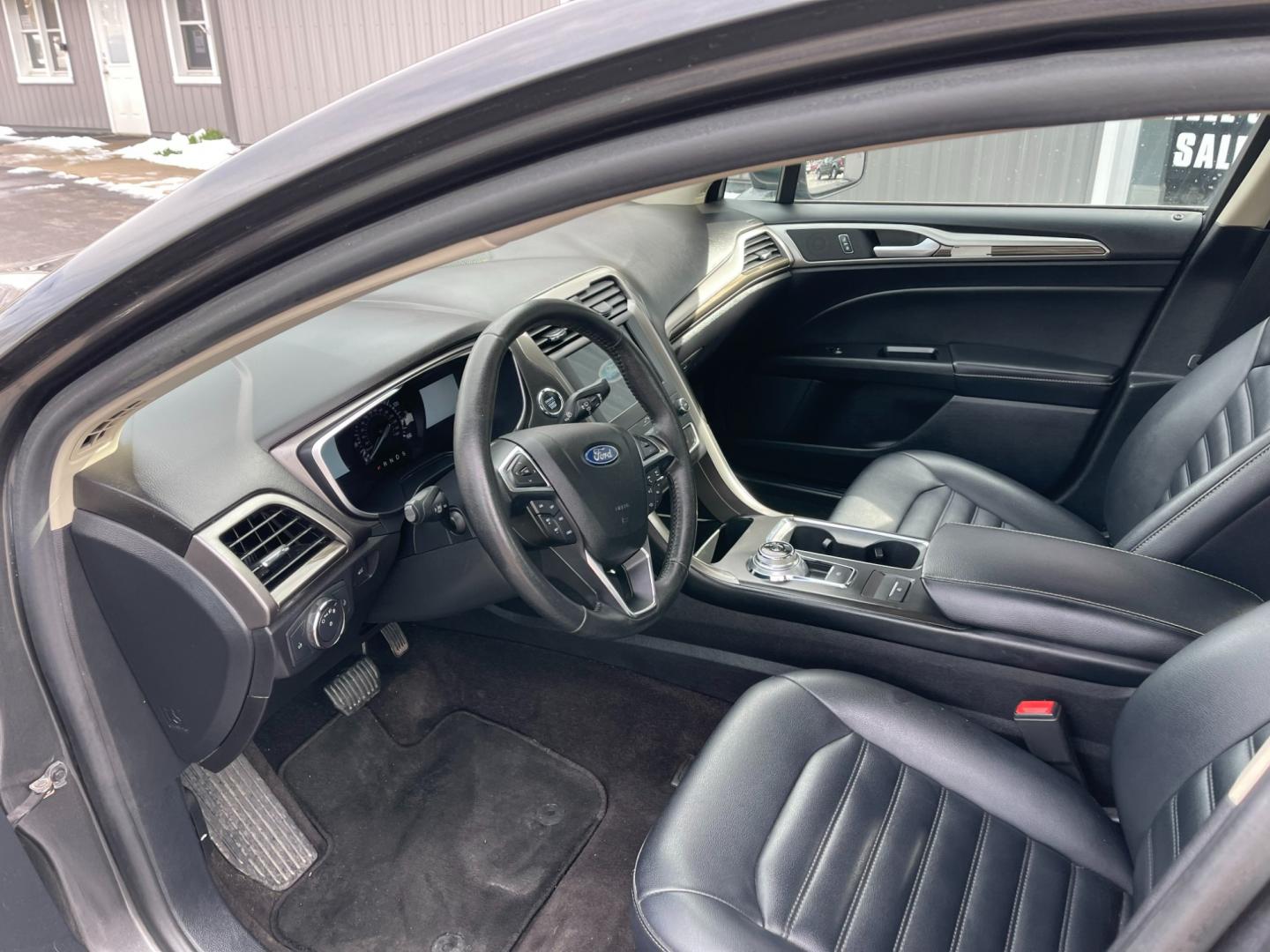 2019 Gray /Black Ford Fusion SEL (3FA6P0CD5KR) with an 1.5L I4 DOHC 16V TURBO engine, 6A transmission, located at 547 E. Main St., Orwell, OH, 44076, (440) 437-5893, 41.535435, -80.847855 - Photo#16