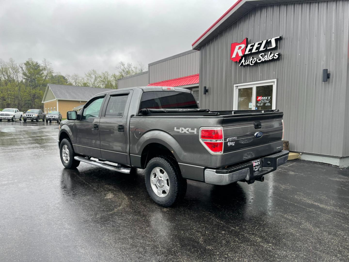 2013 Gray /Gray Ford F-150 XLT SuperCrew 6.5-ft. Bed 4WD (1FTFW1EF2DF) with an 5.0L V8 engine, 6-Speed Automatic transmission, located at 547 E. Main St., Orwell, OH, 44076, (440) 437-5893, 41.535435, -80.847855 - Photo#13