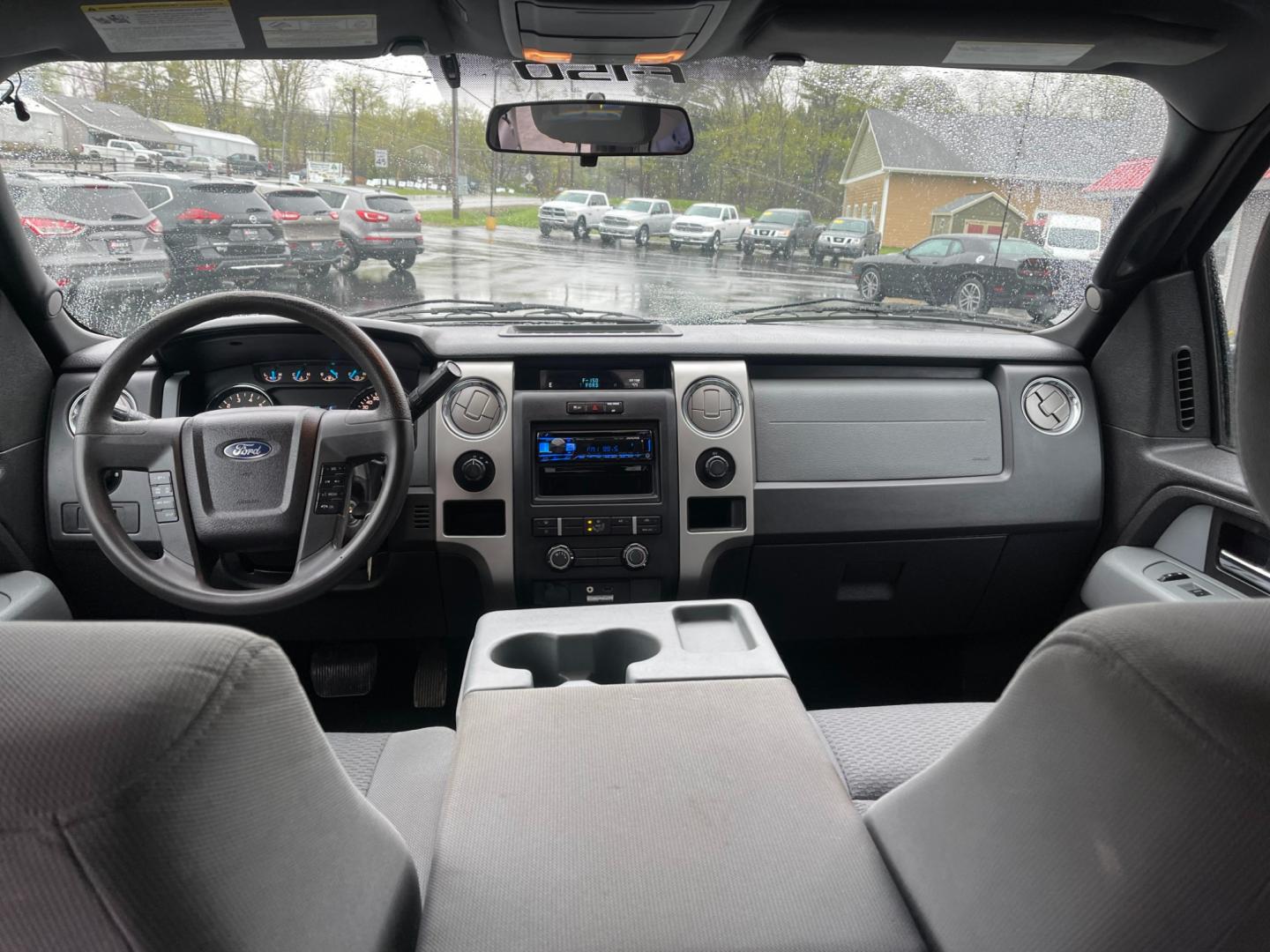 2013 Gray /Gray Ford F-150 XLT SuperCrew 6.5-ft. Bed 4WD (1FTFW1EF2DF) with an 5.0L V8 engine, 6-Speed Automatic transmission, located at 547 E. Main St., Orwell, OH, 44076, (440) 437-5893, 41.535435, -80.847855 - Photo#32