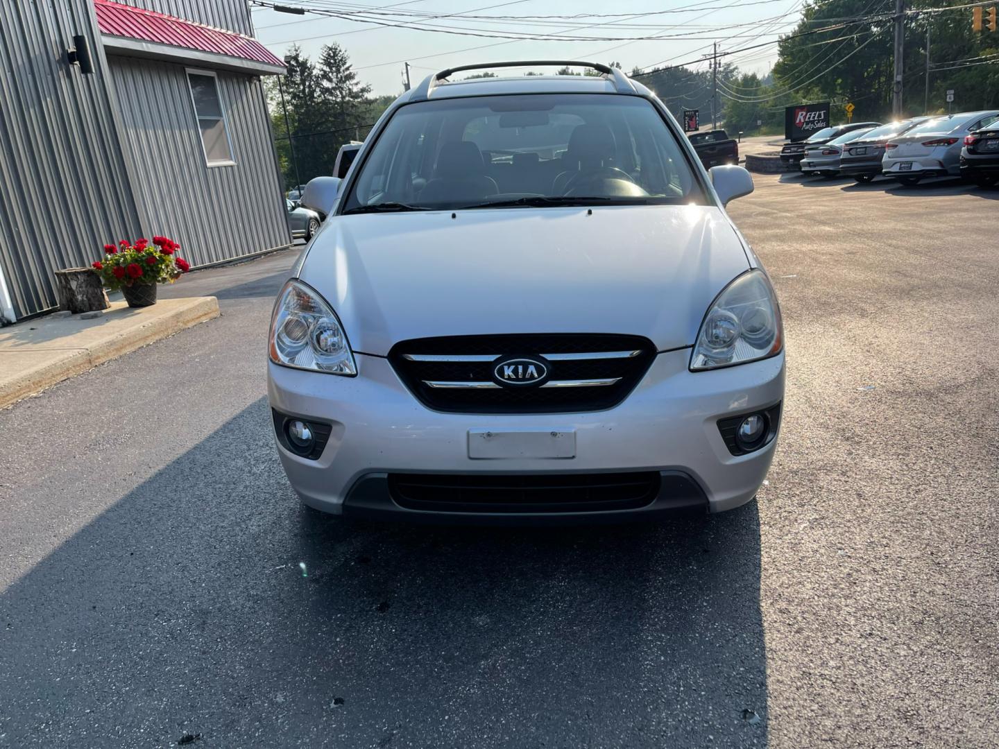 2007 Silver /Black Kia Rondo EX V6 (KNAFG526277) with an 2.7L V6 DOHC 24V engine, 5-Speed Automatic Overdrive transmission, located at 11115 Chardon Rd. , Chardon, OH, 44024, (440) 214-9705, 41.580246, -81.241943 - Photo#1