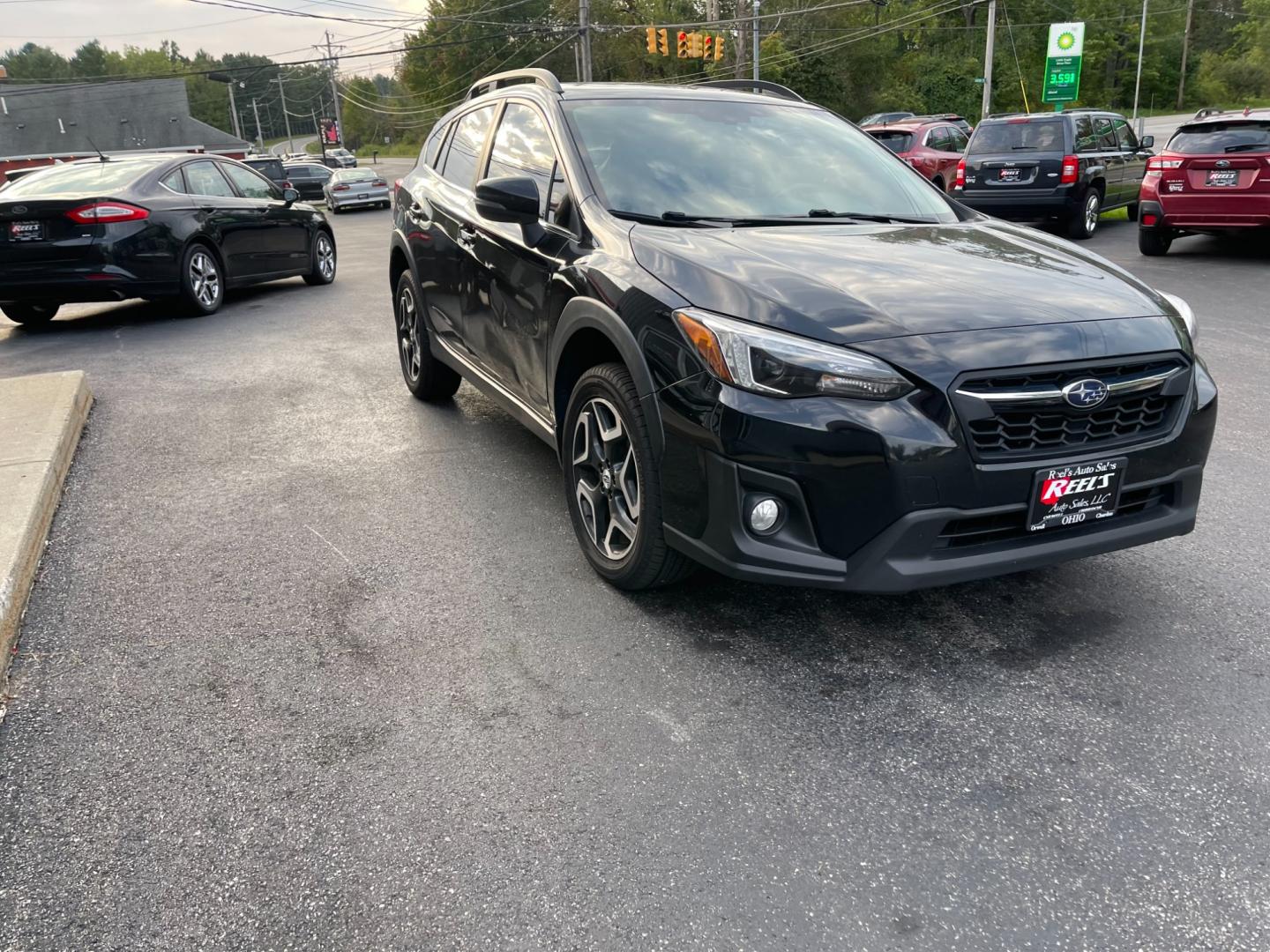 2018 Black /Black Subaru Crosstrek 2.0i Limited CVT (JF2GTAMC9JH) with an 2.0L H4 DOHC 16V engine, Automatic transmission, located at 547 E. Main St., Orwell, OH, 44076, (440) 437-5893, 41.535435, -80.847855 - Photo#2