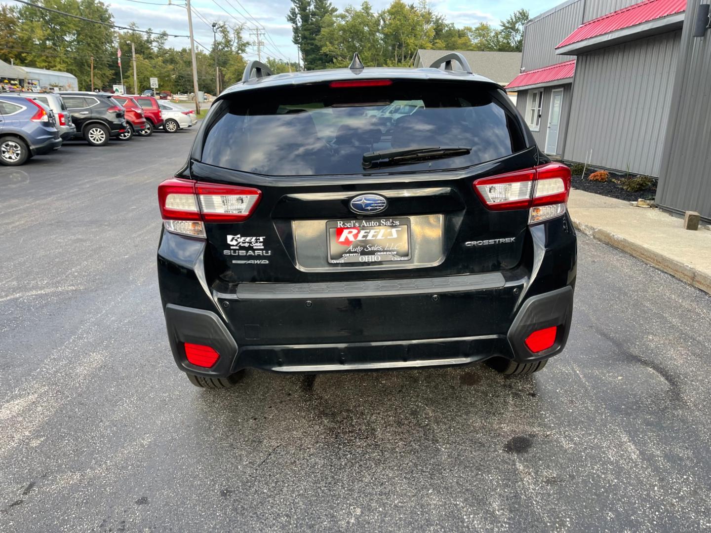 2018 Black /Black Subaru Crosstrek 2.0i Limited CVT (JF2GTAMC9JH) with an 2.0L H4 DOHC 16V engine, Automatic transmission, located at 547 E. Main St., Orwell, OH, 44076, (440) 437-5893, 41.535435, -80.847855 - Photo#8