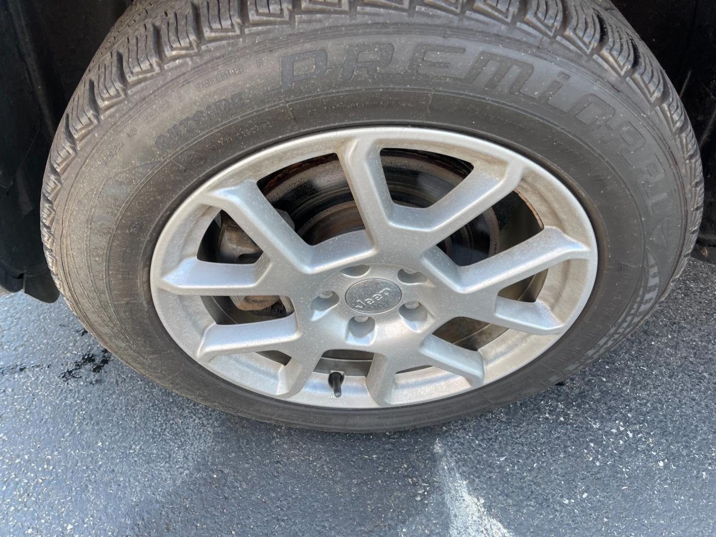 2019 Blue /Black Jeep Renegade Latitude 4WD (ZACNJBB14KP) with an 1.3L Turbo engine, 9A transmission, located at 11115 Chardon Rd. , Chardon, OH, 44024, (440) 214-9705, 41.580246, -81.241943 - Photo#15