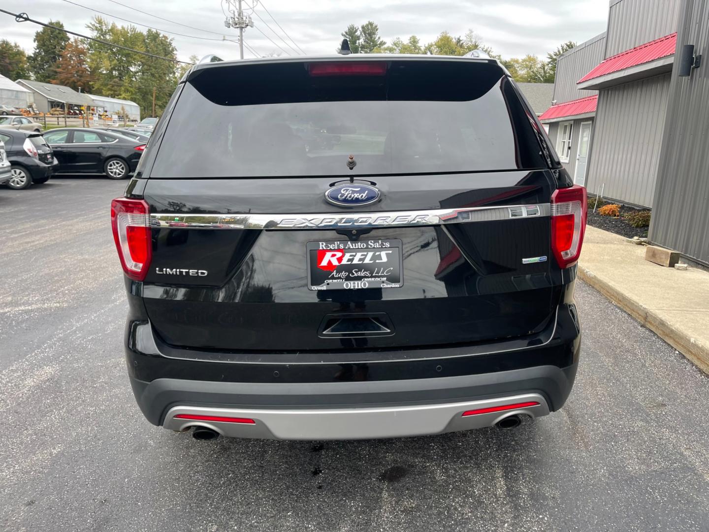 2016 Black /Brown Ford Explorer Limited 4WD (1FM5K8FH8GG) with an 2.3L I4 DOHC 16V Turbo engine, 6-Speed Automatic transmission, located at 11115 Chardon Rd. , Chardon, OH, 44024, (440) 214-9705, 41.580246, -81.241943 - Photo#8