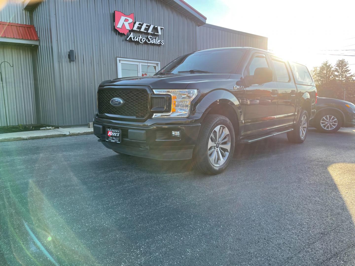 2018 Black /Gray Ford F-150 STX SuperCrew 6.5-ft. Bed 4WD (1FTEW1EP5JF) with an 2.7L V6 DOHC 24V TWIN TURBO engine, 10 Speed Auto transmission, located at 547 E. Main St., Orwell, OH, 44076, (440) 437-5893, 41.535435, -80.847855 - Photo#0