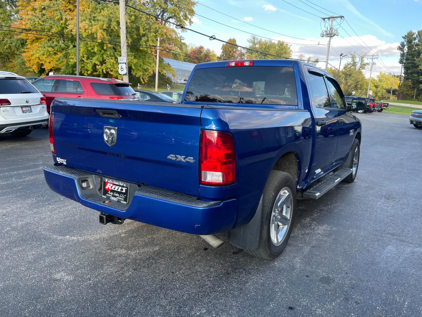 2018 Blue /Black RAM 1500 Express Crew Cab SWB 4WD (3C6RR7KG3JG) with an 3.6L V6 DOHC 24V FFV engine, 8A transmission, located at 547 E. Main St., Orwell, OH, 44076, (440) 437-5893, 41.535435, -80.847855 - Photo#9