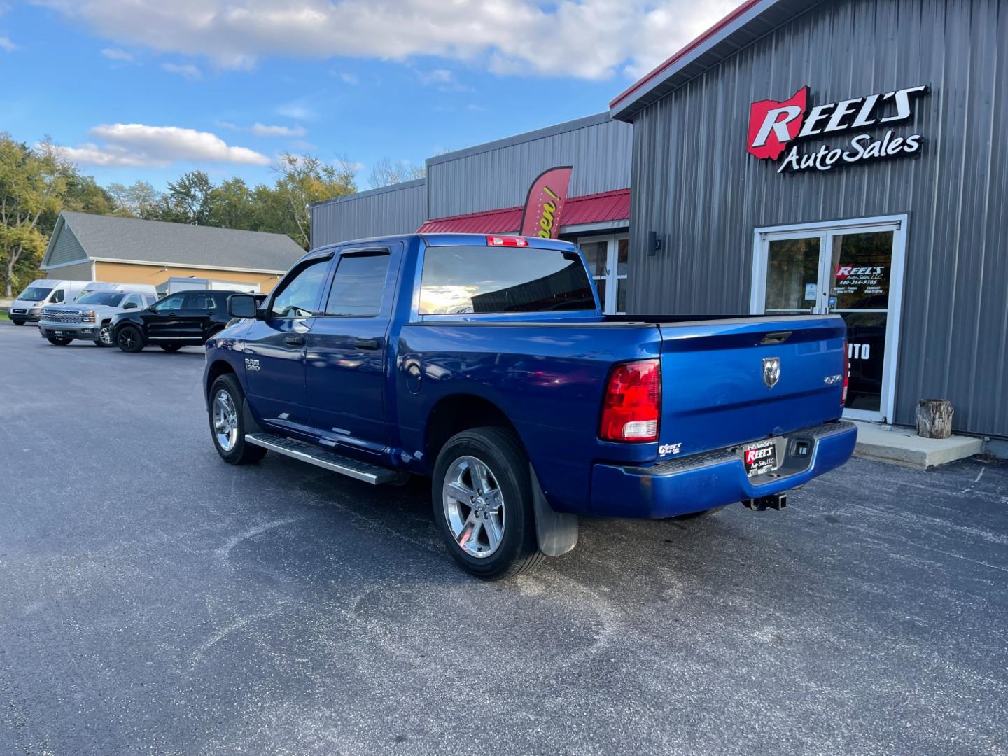 2018 Blue /Black RAM 1500 Express Crew Cab SWB 4WD (3C6RR7KG3JG) with an 3.6L V6 DOHC 24V FFV engine, 8A transmission, located at 547 E. Main St., Orwell, OH, 44076, (440) 437-5893, 41.535435, -80.847855 - Photo#12