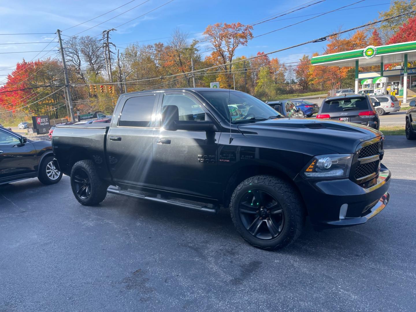 2017 Black /Black RAM 1500 Night Edition Crew Cab SWB 4WD (1C6RR7MT2HS) with an 5.7L V8 OHV 16V engine, 8A transmission, located at 547 E. Main St., Orwell, OH, 44076, (440) 437-5893, 41.535435, -80.847855 - Photo#3