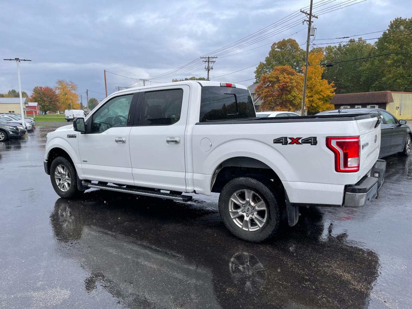 2016 White /Brown Ford F-150 XLT SuperCrew 6.5-ft. Bed 4WD (1FTEW1EG1GF) with an 3.5L V6 DOHC 24V TWIN TURBO engine, 6-Speed Automatic transmission, located at 547 E. Main St., Orwell, OH, 44076, (440) 437-5893, 41.535435, -80.847855 - Photo#13