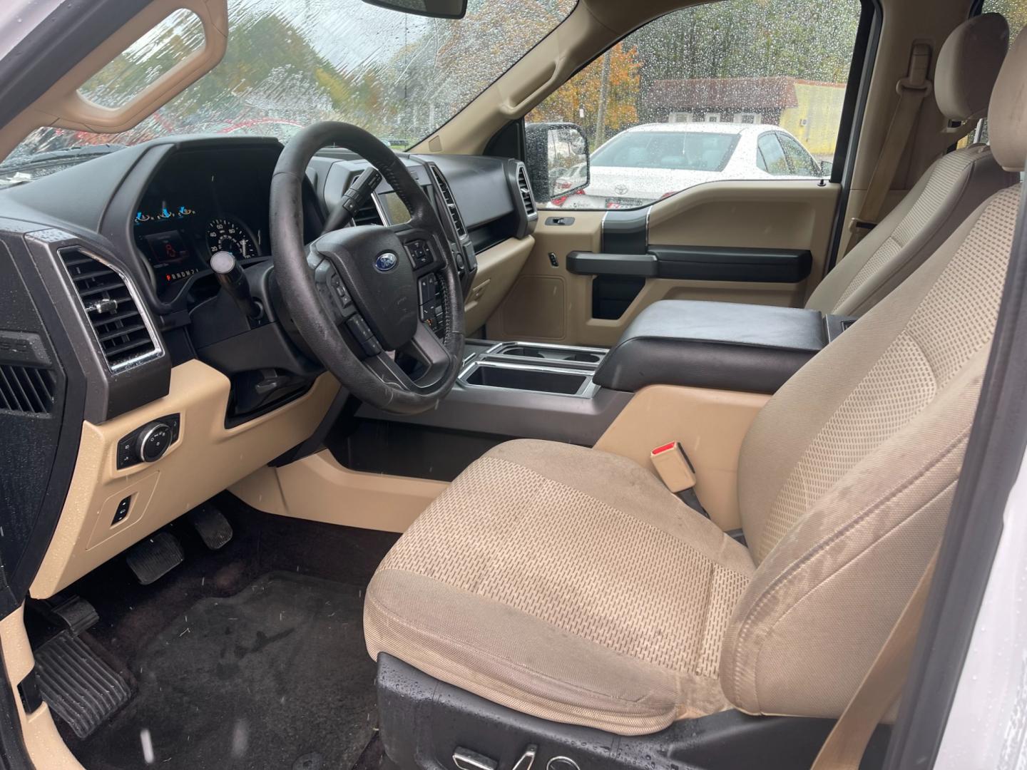 2016 White /Brown Ford F-150 XLT SuperCrew 6.5-ft. Bed 4WD (1FTEW1EG1GF) with an 3.5L V6 DOHC 24V TWIN TURBO engine, 6-Speed Automatic transmission, located at 547 E. Main St., Orwell, OH, 44076, (440) 437-5893, 41.535435, -80.847855 - Photo#21