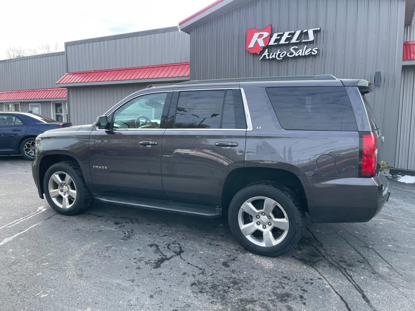 2016 Gray /Black Chevrolet Tahoe LT 4WD (1GNSKBKC0GR) with an 5.3L V8 OHV 16V engine, 6A transmission, located at 547 E. Main St., Orwell, OH, 44076, (440) 437-5893, 41.535435, -80.847855 - Photo#12