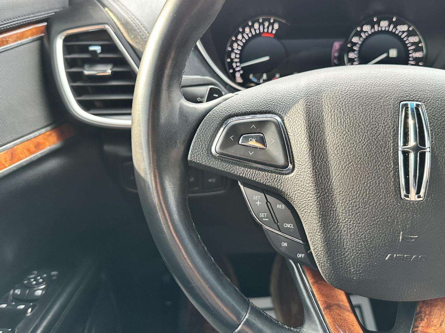 2016 Black /Black Lincoln MKX Reserve AWD (2LMTJ8LR7GB) with an 3.7L V6 DOHC 24V engine, 6-Speed Automatic transmission, located at 547 E. Main St., Orwell, OH, 44076, (440) 437-5893, 41.535435, -80.847855 - This 2016 Lincoln MKX Reserve AWD is a luxurious mid-size SUV equipped with a 3.7-liter V6 engine and a 6-speed automatic transmission, offering a wealth of comfort and safety features. Inside, passengers are treated to heated and cooled front seats, leather interior, and heated rear seats, ensuring - Photo#19