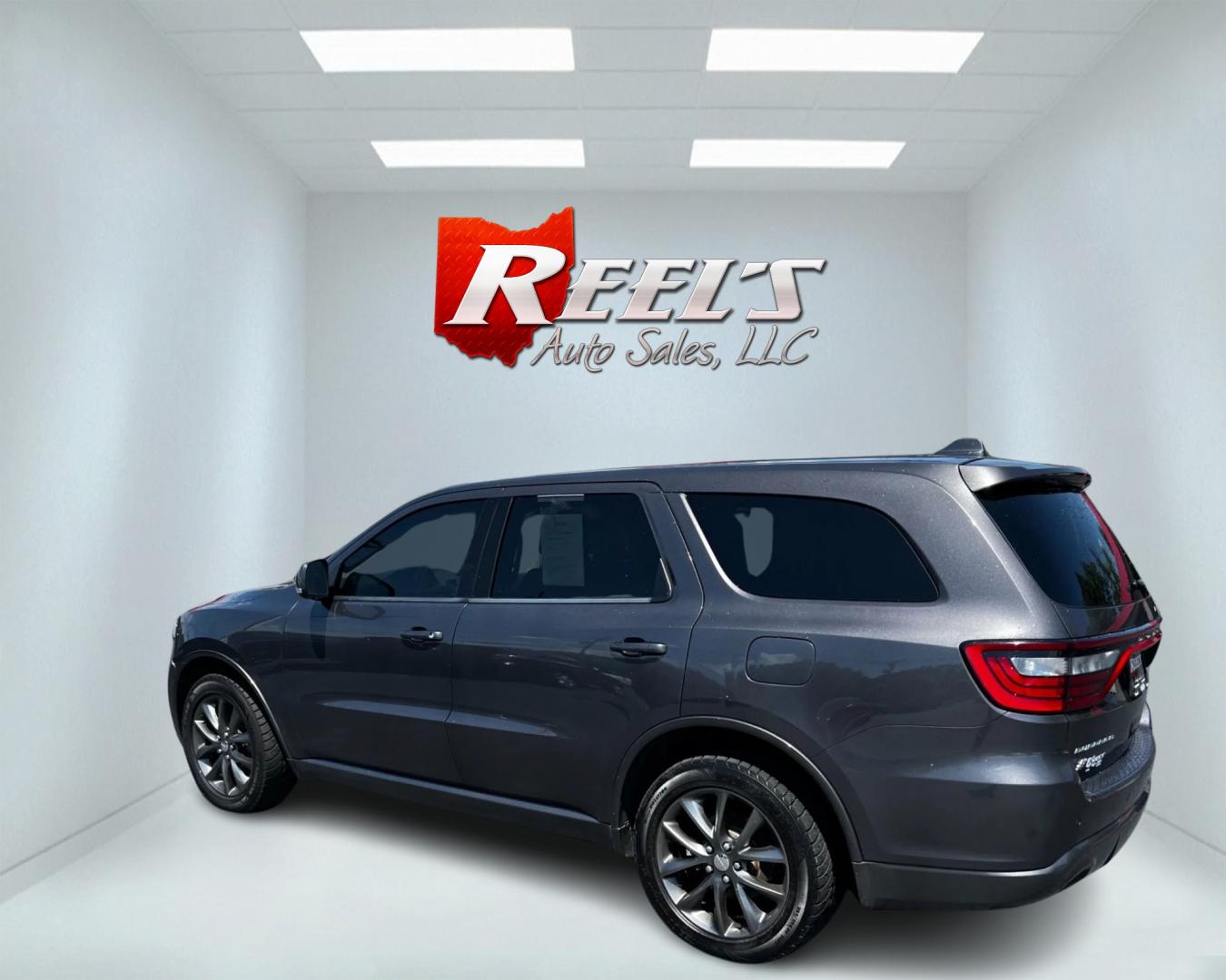 2018 Gray /Black Dodge Durango GT AWD (1C4RDJDG0JC) with an 3.6L V6 DOHC 24V engine, 8A transmission, located at 11115 Chardon Rd. , Chardon, OH, 44024, (440) 214-9705, 41.580246, -81.241943 - This 2018 Dodge Durango GT AWD features a 3.6L Pentastar V6 engine paired with an 8-speed automatic transmission, providing a towing capacity of 6,200 pounds. This model includes LED daytime running lights, dusk-sensing headlights, and a luxurious leather interior with power front seats and driver m - Photo#8