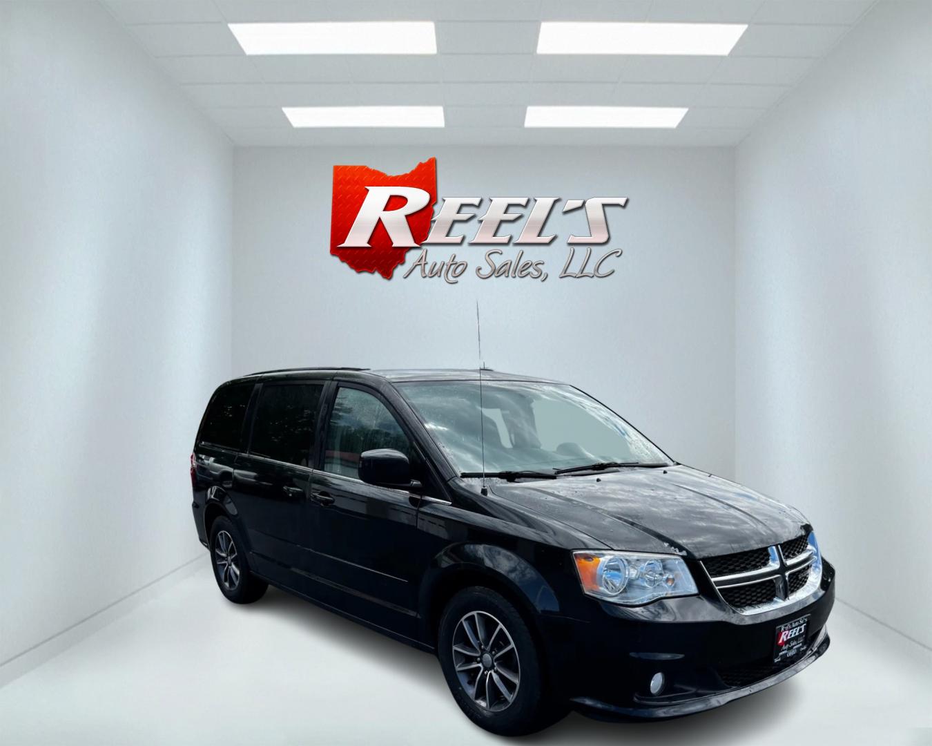 2017 Black /Black Dodge Grand Caravan SXT (2C4RDGCG4HR) with an 3.6L V6 DOHC 24V engine, 6A transmission, located at 547 E. Main St., Orwell, OH, 44076, (440) 437-5893, 41.535435, -80.847855 - This 2017 Dodge Grand Caravan SXT is a versatile family vehicle that features a 3.6L Pentastar V6 engine paired with a 6-speed automatic transmission, capable of towing up to 3,600 pounds. The Grand Caravan comes with a range of practical features, including daytime running lights, dusk-sensing head - Photo#2