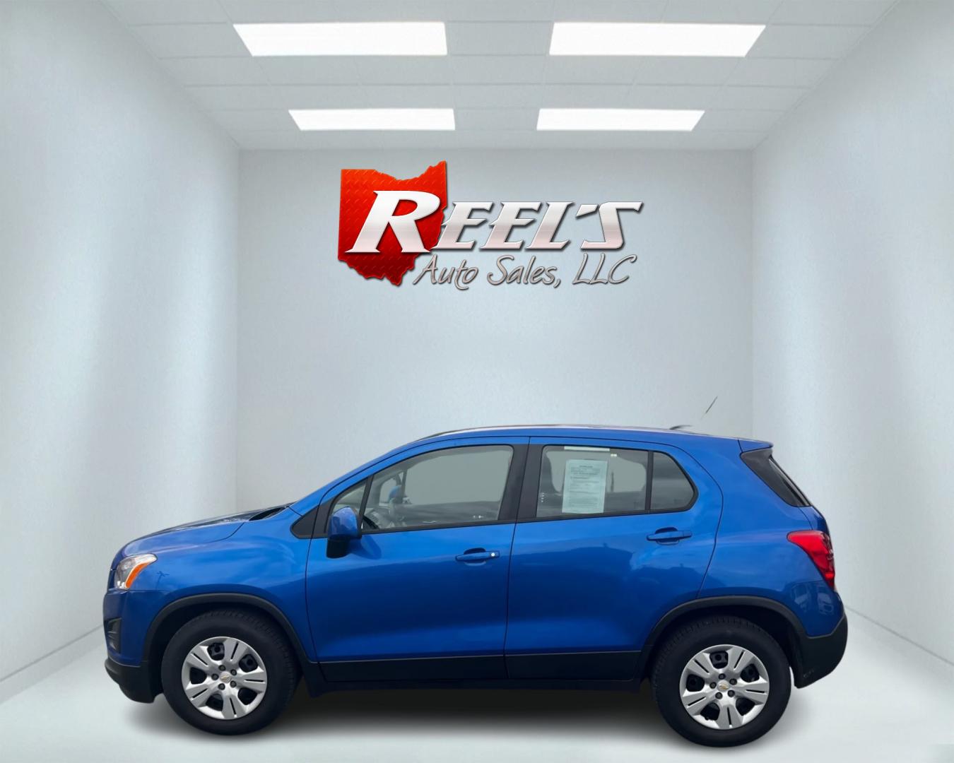 2016 Blue /Black Chevrolet Trax LS FWD (KL7CJKSB0GB) with an 1.4L I4 DOHC 16V TURBO engine, 6 Speed Automatic transmission, located at 547 E. Main St., Orwell, OH, 44076, (440) 437-5893, 41.535435, -80.847855 - Photo#9