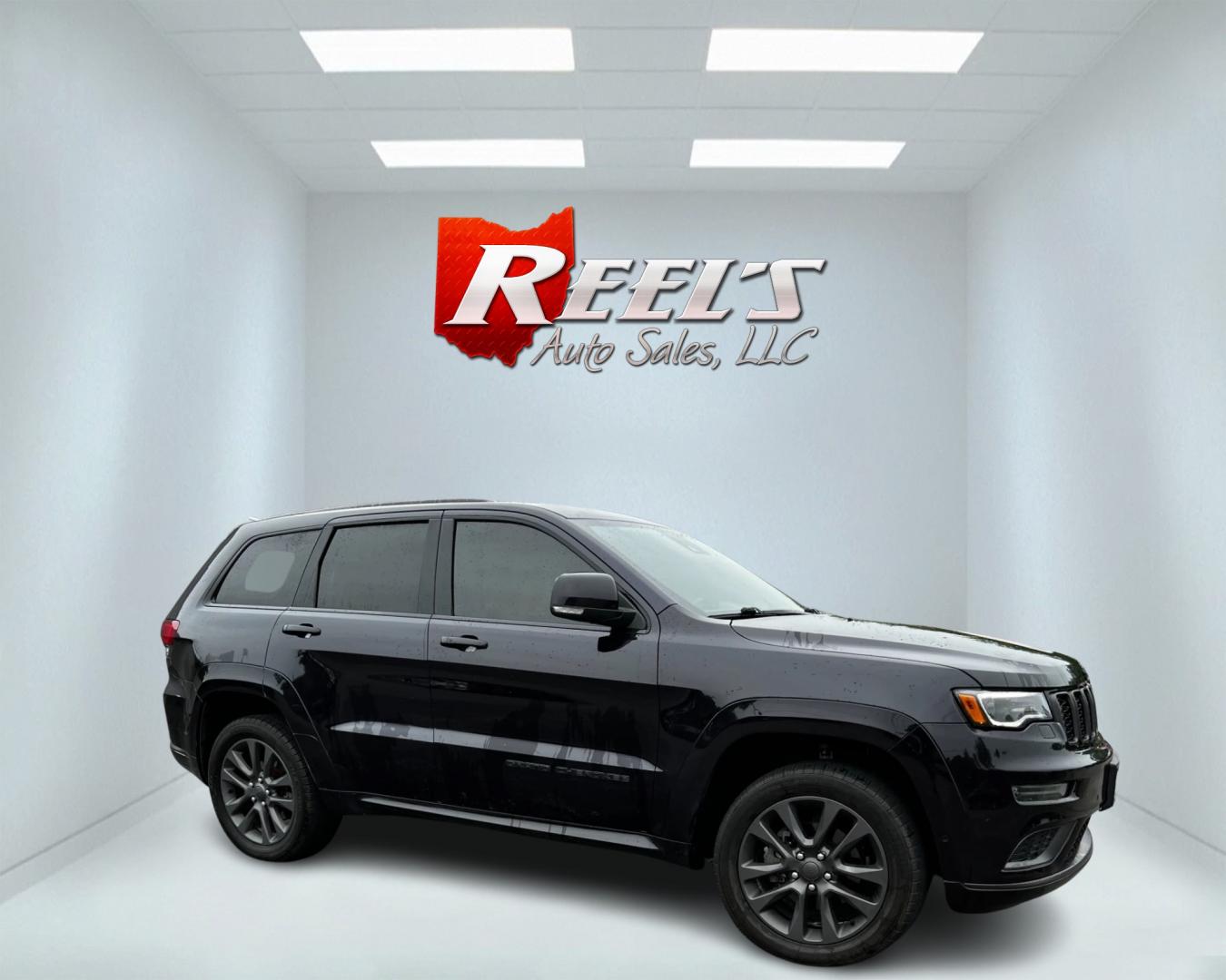 2019 Purple /Black Jeep Grand Cherokee High Altitude 4WD (1C4RJFCG6KC) with an 3.6L V6 DOHC 24V engine, 8A transmission, located at 11115 Chardon Rd. , Chardon, OH, 44024, (440) 214-9705, 41.580246, -81.241943 - This 2019 Jeep Grand Cherokee High Altitude stands out with its powerful 3.6 Pentastar V6 engine and 8-speed automatic transmission, boasting a 6,200-pound towing capacity. It features advanced lighting with LED daytime running lights, HID headlights, and LED fog lights, complemented by dusk-sensing - Photo#3