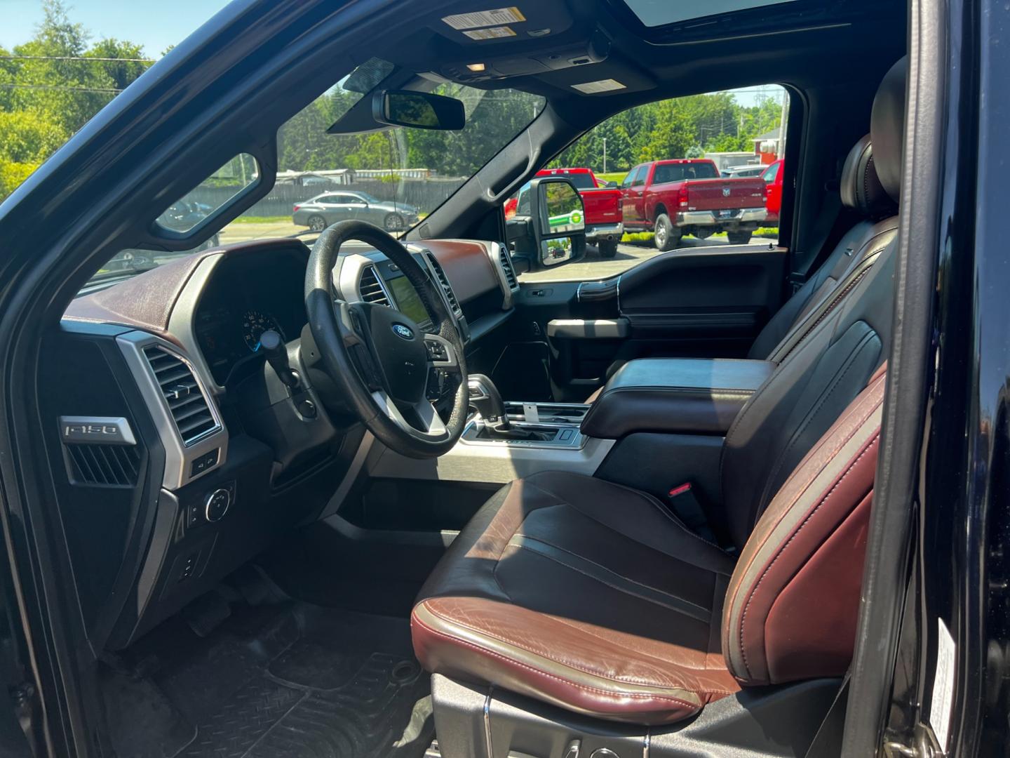 2016 Black /Brown Ford F-150 Platinum 701A SuperCrew 6.5-ft. Bed 4WD (1FTFW1EG4GF) with an 3.5 V6 TWIN TURBO engine, 6 Speed Auto transmission, located at 11115 Chardon Rd. , Chardon, OH, 44024, (440) 214-9705, 41.580246, -81.241943 - This 2016 Ford F-150 Platinum Crew Cab is a highly versatile and luxurious truck, equipped with a 3.5L Twin Turbo EcoBoost engine, a 6-speed automatic transmission, and featuring Tow Haul Mode and Sport Mode. It offers various high-end amenities such as a power panoramic moonroof, heated and cooled - Photo#21