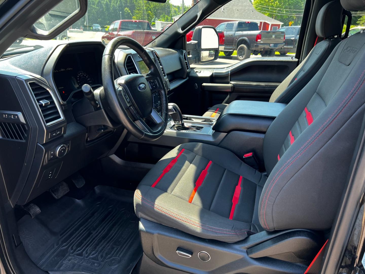 2016 Black /Black Ford F-150 XLT 301A SuperCrew 6.5-ft. Bed 4WD (1FTFW1EG3GF) with an 3.5 V6 TWIN TURBO engine, 6 Speed Auto transmission, located at 11115 Chardon Rd. , Chardon, OH, 44024, (440) 214-9705, 41.580246, -81.241943 - This 2016 Ford F-150 XLT Crew Cab offers a blend of performance and utility with its 3.5L Twin Turbo EcoBoost engine, 6-speed automatic transmission, and 4WD capability. It features the XLT Special Edition Package and Max Trailer Tow Package, enabling an impressive 11,600-pound towing capacity. Insi - Photo#20