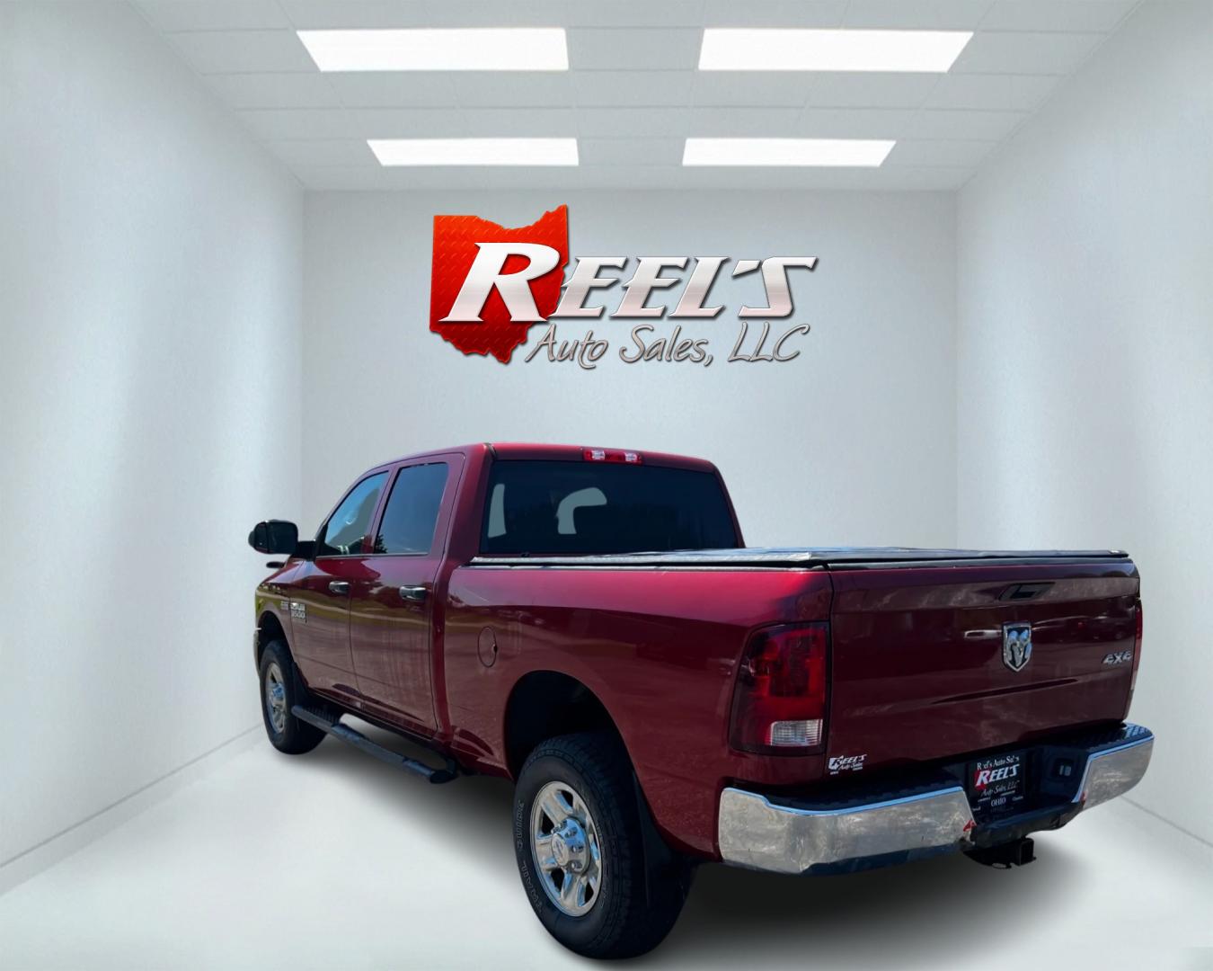 2015 Red /Black RAM 3500 Tradesman Crew Cab 4WD (3C63R3CJ1FG) with an 6.4L V8 OHV engine, 6-Speed Automatic transmission, located at 11115 Chardon Rd. , Chardon, OH, 44024, (440) 214-9705, 41.580246, -81.241943 - This 2015 Ram 3500 Tradesman Crew Cab is a robust and capable truck powered by a 6.4 HEMI V8 engine paired with a 6-speed automatic 66RFE transmission. It features 3.73 gearing, providing a substantial towing capacity of 12,640 pounds and a payload capacity of 3,901 pounds, making it ideal for heavy - Photo#6