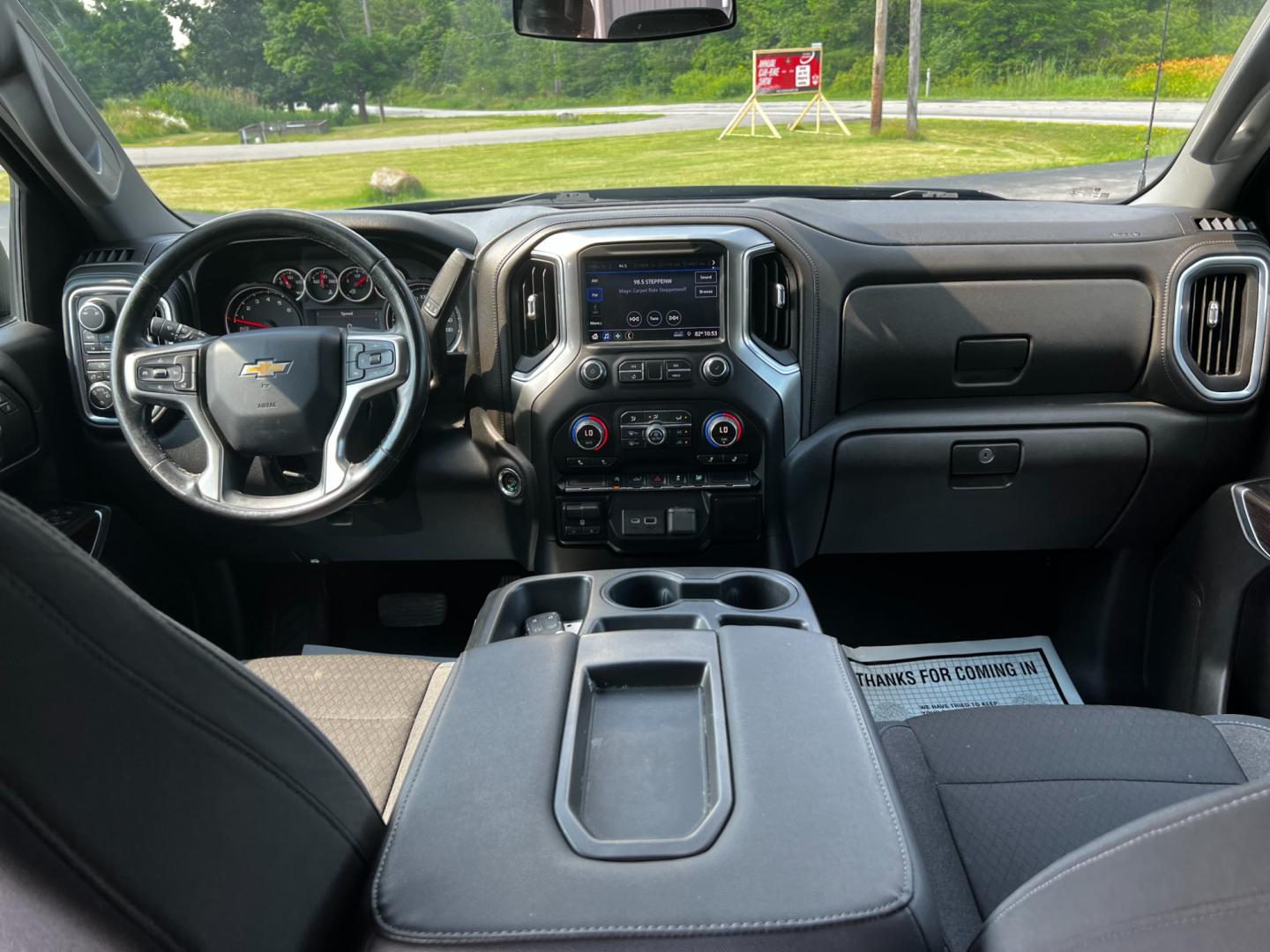 2019 Black /Black Chevrolet Silverado 1500 LT Crew Cab 4WD (1GCUYDEDXKZ) with an 5.3L V8 OHV 16V engine, 8-Speed Automatic transmission, located at 11115 Chardon Rd. , Chardon, OH, 44024, (440) 214-9705, 41.580246, -81.241943 - This 2019 Chevrolet Silverado 1500 LT Crew Cab is equipped with a powerful 5.3L Vortec V8 engine paired with an 8-speed automatic transmission, and features True North Edition styling, LED daytime running lights, and dusk-sensing headlights. Inside, it has a dual-zone automatic climate control, powe - Photo#37