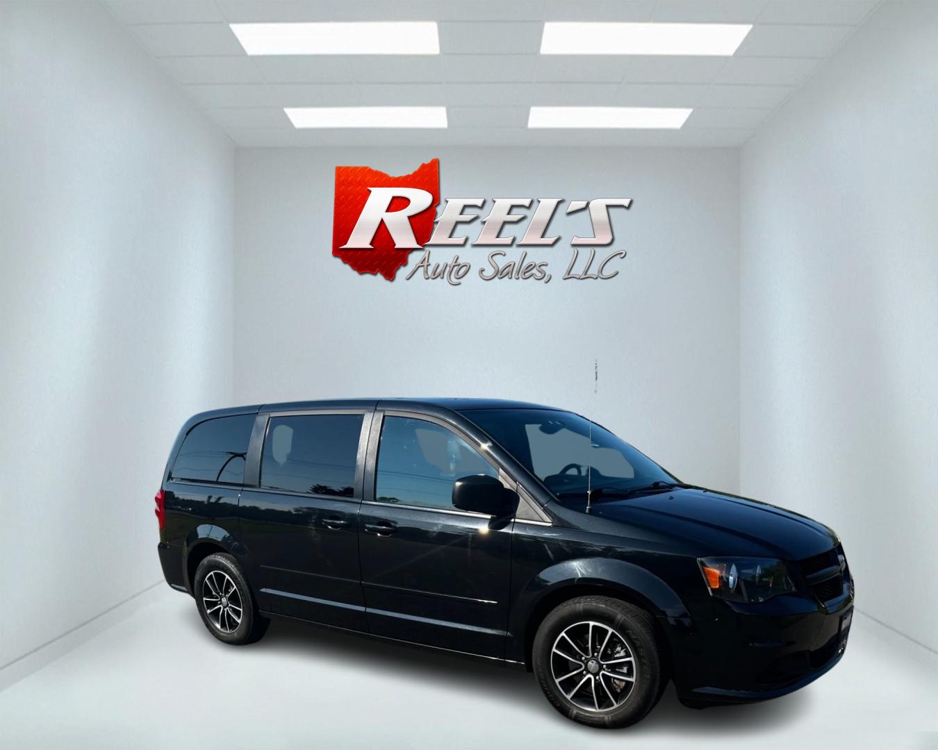 2017 Black /Black Dodge Grand Caravan SE Plus (2C4RDGBG0HR) with an 3.6L V6 DOHC 24V FFV engine, 6A transmission, located at 547 E. Main St., Orwell, OH, 44076, (440) 437-5893, 41.535435, -80.847855 - This 2017 Dodge Grand Caravan SE Plus is a practical and versatile minivan powered by a 3.6L Pentastar V6 engine paired with a 6-speed automatic transmission, ensuring reliable performance. It features daytime running lights and a backup camera for enhanced safety. The interior offers comfort and co - Photo#3