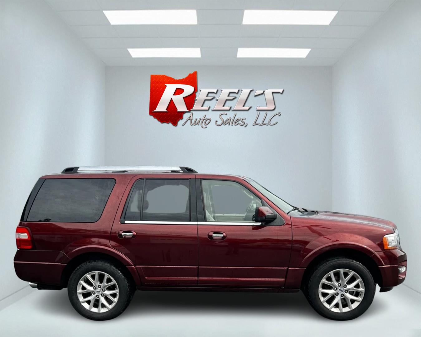 2017 Red /Tan Ford Expedition Limited 4WD (1FMJU2AT8HE) with an 3.5L V6 DOHC 24V TWIN TURBO engine, 6-Speed Automatic transmission, located at 547 E. Main St., Orwell, OH, 44076, (440) 437-5893, 41.535435, -80.847855 - This 2017 Ford Expedition Limited 4WD is a well-appointed full-size SUV that combines power, luxury, and versatility. It's equipped with a robust 3.5-liter twin-turbo EcoBoost engine paired with a 6-speed automatic transmission, offering impressive performance and a substantial 9,200-pound towing ca - Photo#4