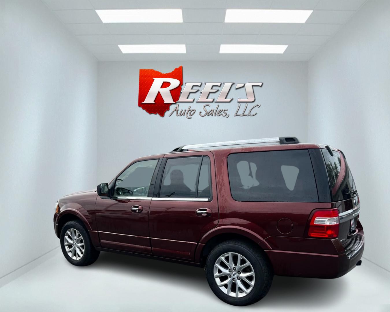 2017 Red /Tan Ford Expedition Limited 4WD (1FMJU2AT8HE) with an 3.5L V6 DOHC 24V TWIN TURBO engine, 6-Speed Automatic transmission, located at 547 E. Main St., Orwell, OH, 44076, (440) 437-5893, 41.535435, -80.847855 - This 2017 Ford Expedition Limited 4WD is a well-appointed full-size SUV that combines power, luxury, and versatility. It's equipped with a robust 3.5-liter twin-turbo EcoBoost engine paired with a 6-speed automatic transmission, offering impressive performance and a substantial 9,200-pound towing ca - Photo#8