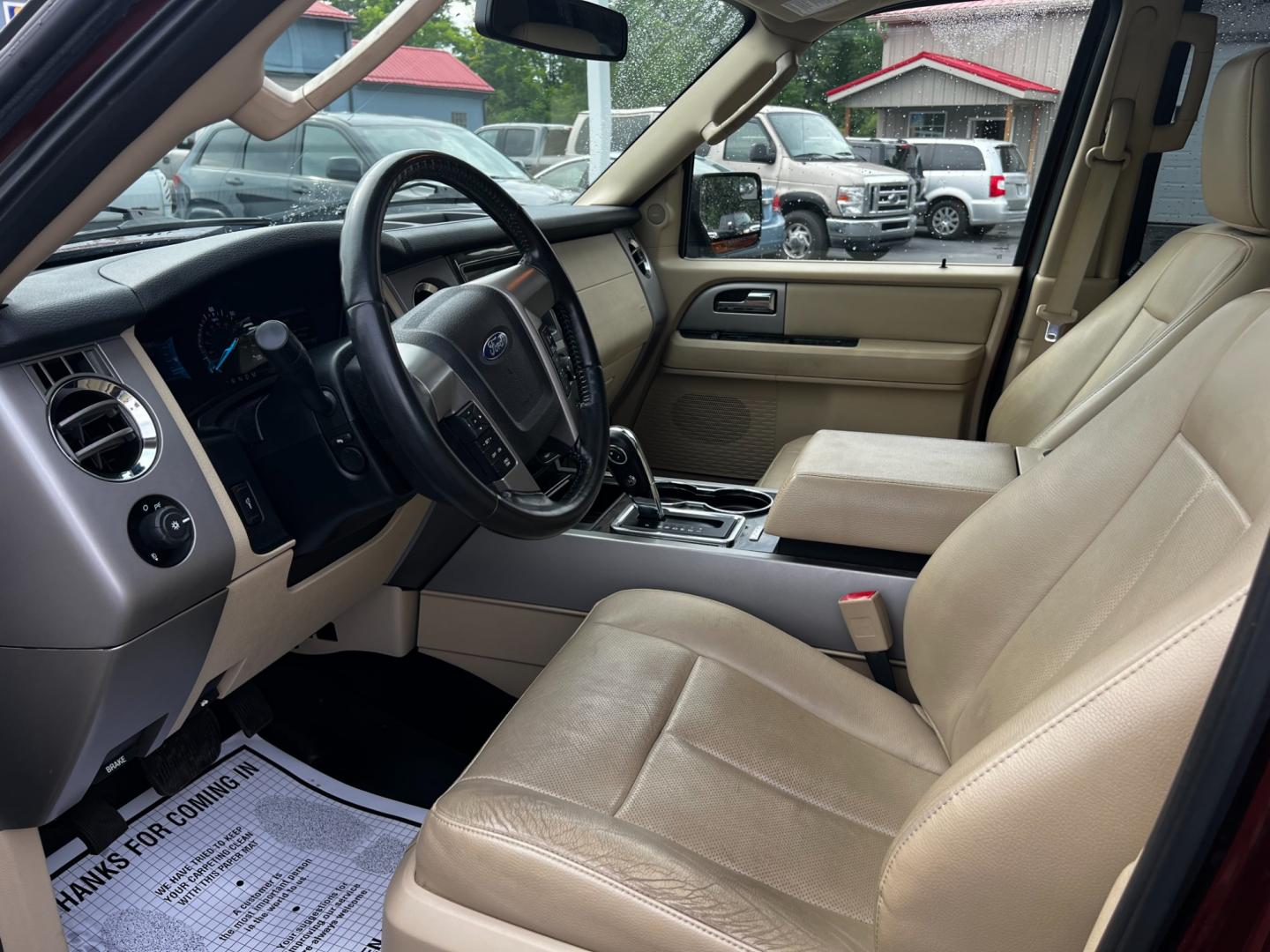 2017 Red /Tan Ford Expedition Limited 4WD (1FMJU2AT8HE) with an 3.5L V6 DOHC 24V TWIN TURBO engine, 6-Speed Automatic transmission, located at 547 E. Main St., Orwell, OH, 44076, (440) 437-5893, 41.535435, -80.847855 - This 2017 Ford Expedition Limited 4WD is a well-appointed full-size SUV that combines power, luxury, and versatility. It's equipped with a robust 3.5-liter twin-turbo EcoBoost engine paired with a 6-speed automatic transmission, offering impressive performance and a substantial 9,200-pound towing ca - Photo#15