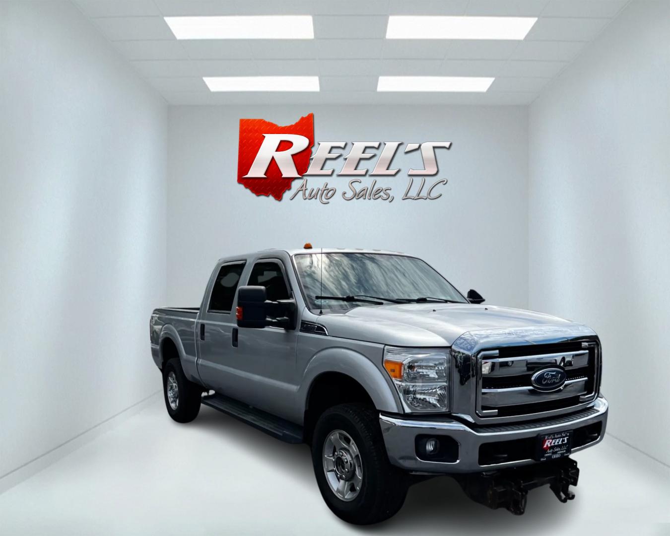 2016 Silver /Gray Ford F-250 SD XLT Crew Cab 4WD (1FT7W2B67GE) with an 6.2L V8 OHV 16V engine, 6-Speed Automatic transmission, located at 547 E. Main St., Orwell, OH, 44076, (440) 437-5893, 41.535435, -80.847855 - This 2016 Ford F-250 XLT Crew Cab is a robust and capable heavy-duty pickup truck. It's powered by a 6.2-liter V8 engine paired with a 6-speed automatic transmission, offering substantial power for demanding tasks. The 3.73 gearing and locking rear differential enhance its towing and off-road capabi - Photo#2