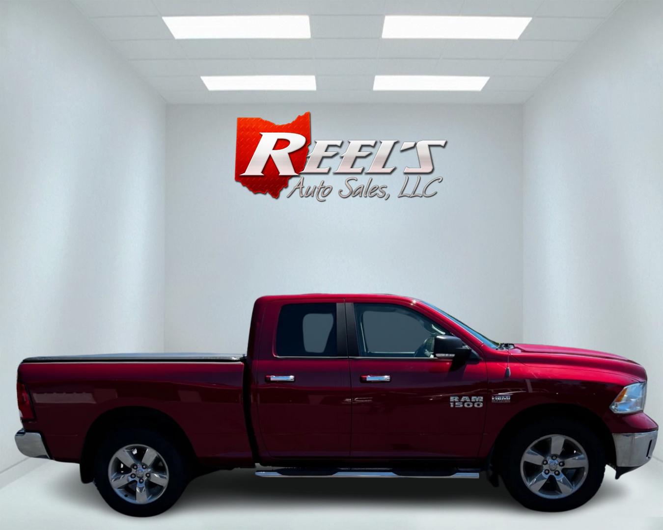 2014 Red /Gray RAM 1500 Big Horn Quad Cab 4WD (1C6RR7GT4ES) with an 5.7L V8 OHV 16V engine, 8-Speed Automatic transmission, located at 547 E. Main St., Orwell, OH, 44076, (440) 437-5893, 41.535435, -80.847855 - Photo#4