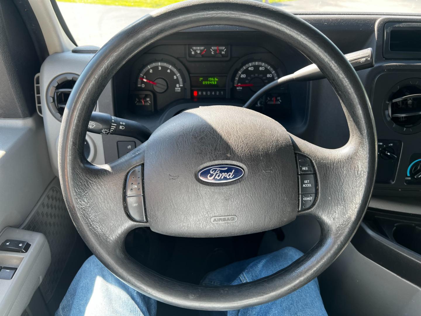 2019 White /Gray Ford F-350 SD Cutaway (1FDWE3F68KD) with an 6.2L V8 OHV 16V FFV engine, 6A transmission, located at 11115 Chardon Rd. , Chardon, OH, 44024, (440) 214-9705, 41.580246, -81.241943 - Photo#25