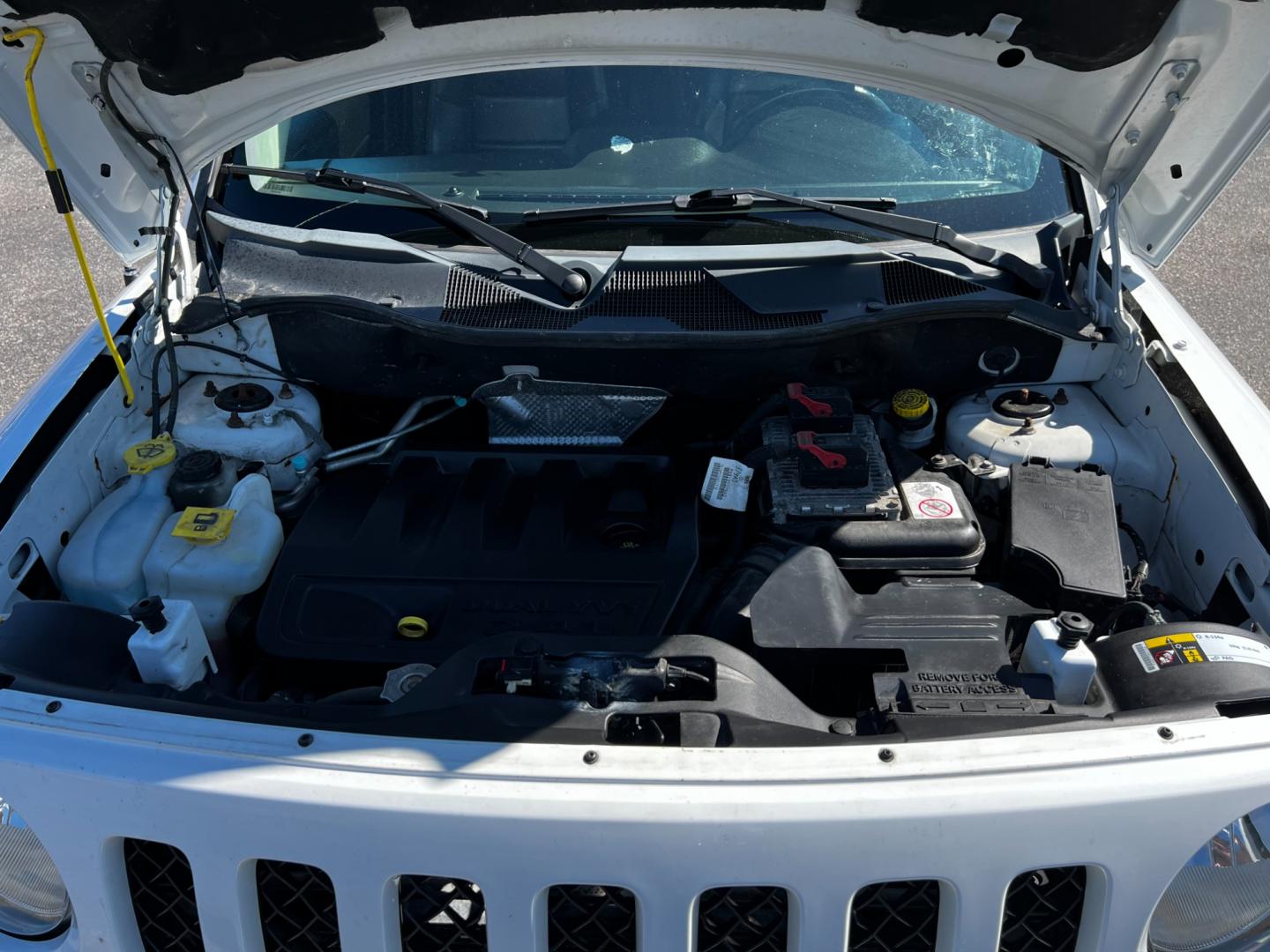 2016 White /Black Jeep Patriot High Altitude 4WD (1C4NJRFB4GD) with an 2.4L I4 DOHC 16V engine, 6-Speed Automatic transmission, located at 11115 Chardon Rd. , Chardon, OH, 44024, (440) 214-9705, 41.580246, -81.241943 - Photo#11