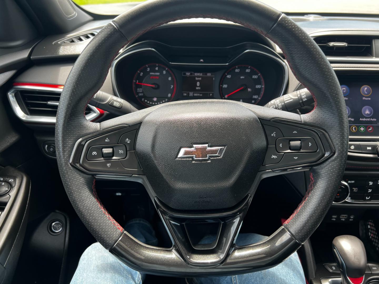 2021 Black /Black Chevrolet Trailblazer RS AWD (KL79MUSL9MB) with an 1.3L I3 DOHC 12V Turbo engine, 9A transmission, located at 11115 Chardon Rd. , Chardon, OH, 44024, (440) 214-9705, 41.580246, -81.241943 - This 2021 Chevrolet Trailblazer RS AWD is a well-equipped compact SUV that offers a blend of performance, technology, and convenience features. It's powered by a 1.3-liter turbocharged inline-3 engine paired with a 9-speed automatic transmission and all-wheel drive. The vehicle comes with an array o - Photo#27