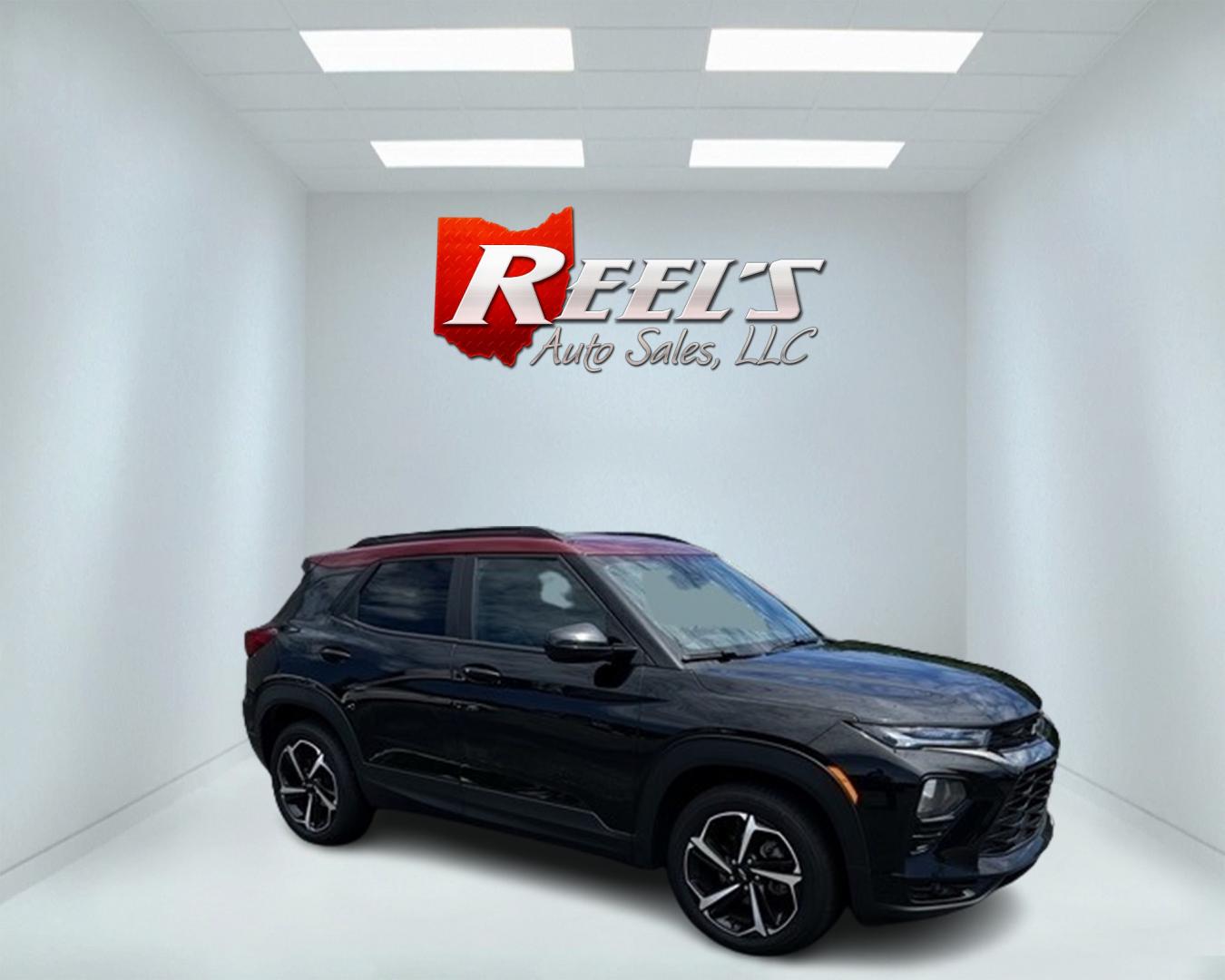 2021 Black /Black Chevrolet Trailblazer RS AWD (KL79MUSL9MB) with an 1.3L I3 DOHC 12V Turbo engine, 9A transmission, located at 11115 Chardon Rd. , Chardon, OH, 44024, (440) 214-9705, 41.580246, -81.241943 - This 2021 Chevrolet Trailblazer RS AWD is a well-equipped compact SUV that offers a blend of performance, technology, and convenience features. It's powered by a 1.3-liter turbocharged inline-3 engine paired with a 9-speed automatic transmission and all-wheel drive. The vehicle comes with an array o - Photo#2