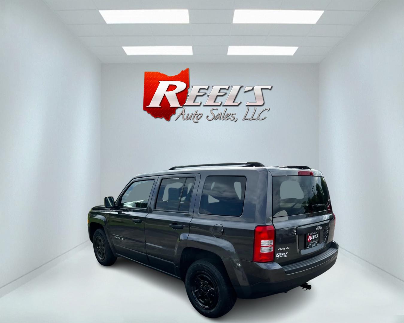 2016 Gray /Black Jeep Patriot Sport 4WD (1C4NJRBB3GD) with an 2.4L I4 DOHC 16V engine, 6-Speed Automatic transmission, located at 11115 Chardon Rd. , Chardon, OH, 44024, (440) 214-9705, 41.580246, -81.241943 - This 2016 Jeep Patriot Sport 4WD is a reliable and rugged vehicle, perfect for those who need a capable off-road companion. Equipped with a 2.4L I4 engine and 6-speed automatic transmission, it offers a smooth ride on both paved roads and rough terrain. The aux audio input allows for easy connection - Photo#7