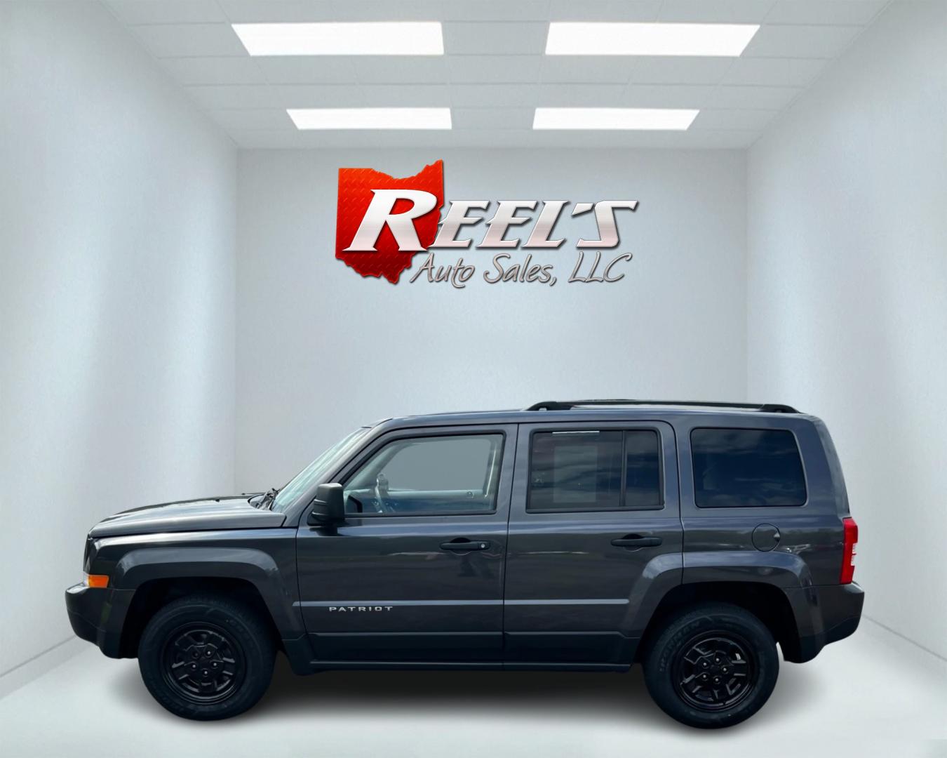 2016 Gray /Black Jeep Patriot Sport 4WD (1C4NJRBB3GD) with an 2.4L I4 DOHC 16V engine, 6-Speed Automatic transmission, located at 11115 Chardon Rd. , Chardon, OH, 44024, (440) 214-9705, 41.580246, -81.241943 - This 2016 Jeep Patriot Sport 4WD is a reliable and rugged vehicle, perfect for those who need a capable off-road companion. Equipped with a 2.4L I4 engine and 6-speed automatic transmission, it offers a smooth ride on both paved roads and rough terrain. The aux audio input allows for easy connection - Photo#9