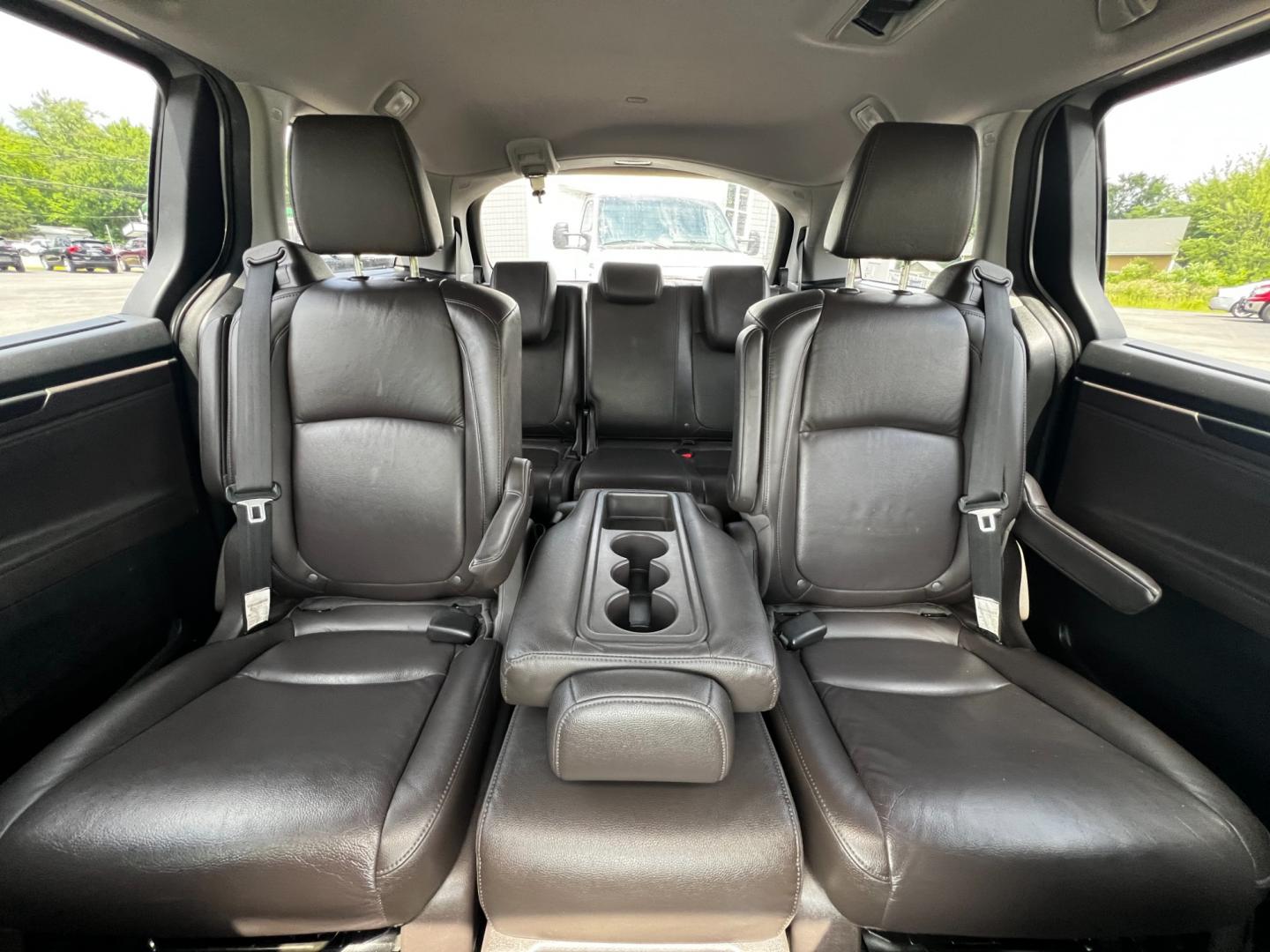 2018 Gray /Brown Honda Odyssey EXL DVD Nav (5FNRL6H7XJB) with an 3.5L V6 SOHC 24V engine, 9-Speed Automatic transmission, located at 11115 Chardon Rd. , Chardon, OH, 44024, (440) 214-9705, 41.580246, -81.241943 - This 2018 Honda Odyssey EX-L is a well-equipped minivan that offers a blend of comfort, technology, and practicality. It features a luxurious leather interior and a range of advanced technologies, including Apple CarPlay and Android Auto compatibility for seamless smartphone integration. The van pri - Photo#32