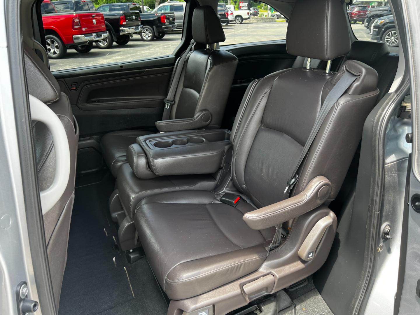 2018 Gray /Brown Honda Odyssey EXL DVD Nav (5FNRL6H7XJB) with an 3.5L V6 SOHC 24V engine, 9-Speed Automatic transmission, located at 11115 Chardon Rd. , Chardon, OH, 44024, (440) 214-9705, 41.580246, -81.241943 - Photo#34