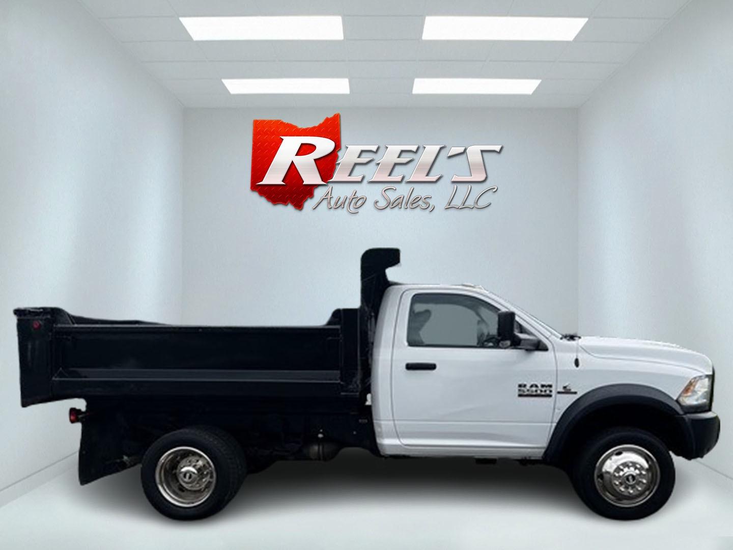 2017 White /Black RAM 5500 Regular Cab SWB 4WD DRW (3C7WRNAL3HG) with an 6.7L L6 OHV 24V TURBO DIESEL engine, 6-Speed Automatic transmission, located at 11115 Chardon Rd. , Chardon, OH, 44024, (440) 214-9705, 41.580246, -81.241943 - Photo#4