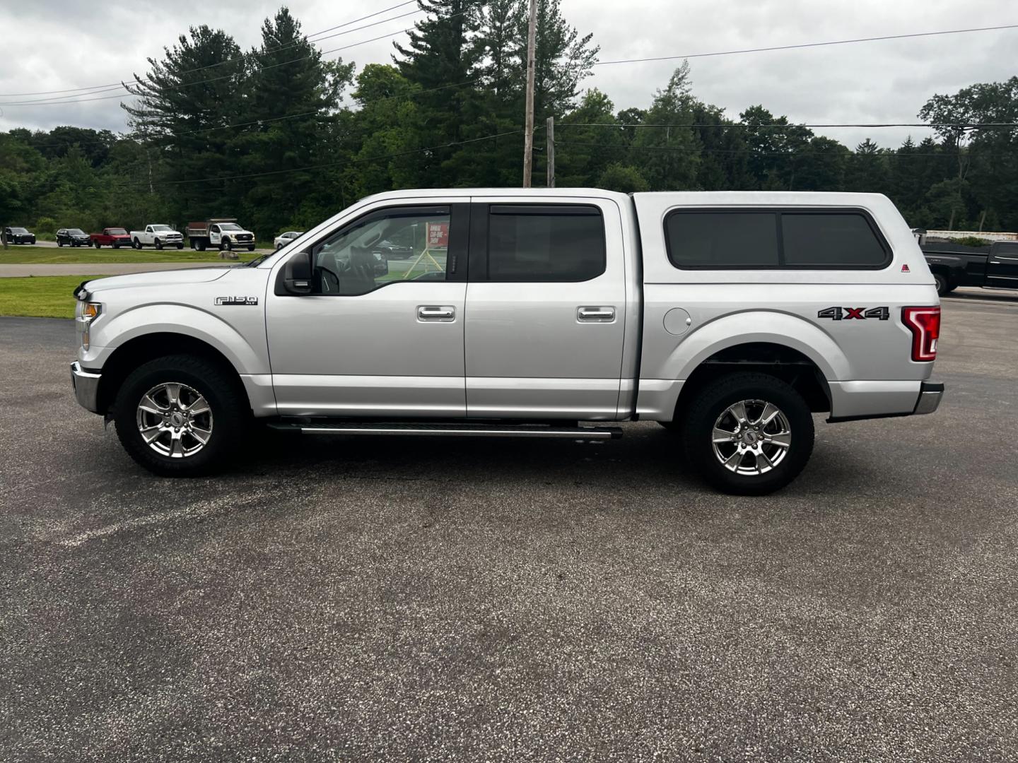 2016 Silver /Gray Ford F-150 XLT 302A (1FTEW1EF3GF) with an 5.0L V8 OHV 32V FFV engine, 6-Speed Automatic transmission, located at 11115 Chardon Rd. , Chardon, OH, 44024, (440) 214-9705, 41.580246, -81.241943 - This 2016 Ford F-150 XLT 302A Crew Cab 4WD is a robust pickup truck powered by a 5.0 Coyote V8 engine producing 385 HP and 387 lb-ft of torque, paired with a 6-speed automatic transmission. It boasts impressive capabilities with an 8,900-pound towing capacity and 1,889-pound payload capacity. The tr - Photo#25