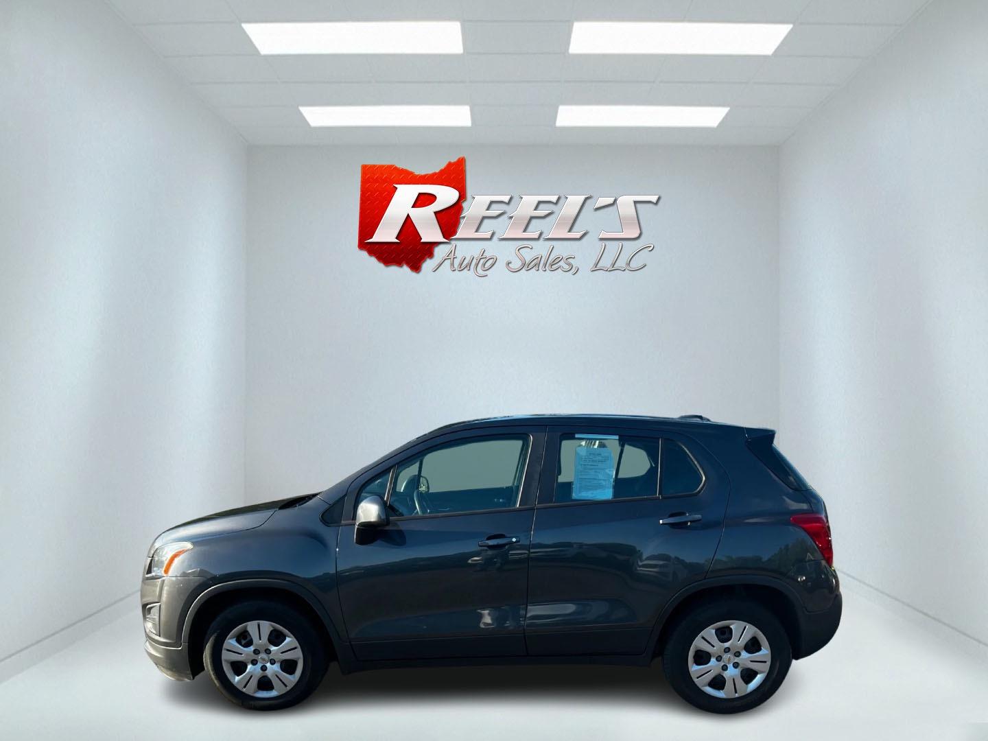 2016 Gray /Black Chevrolet Trax LS FWD (3GNCJKSB3GL) with an 1.4L I4 DOHC 16V TURBO engine, 6-Speed Automatic transmission, located at 547 E. Main St., Orwell, OH, 44076, (440) 437-5893, 41.535435, -80.847855 - Photo#8