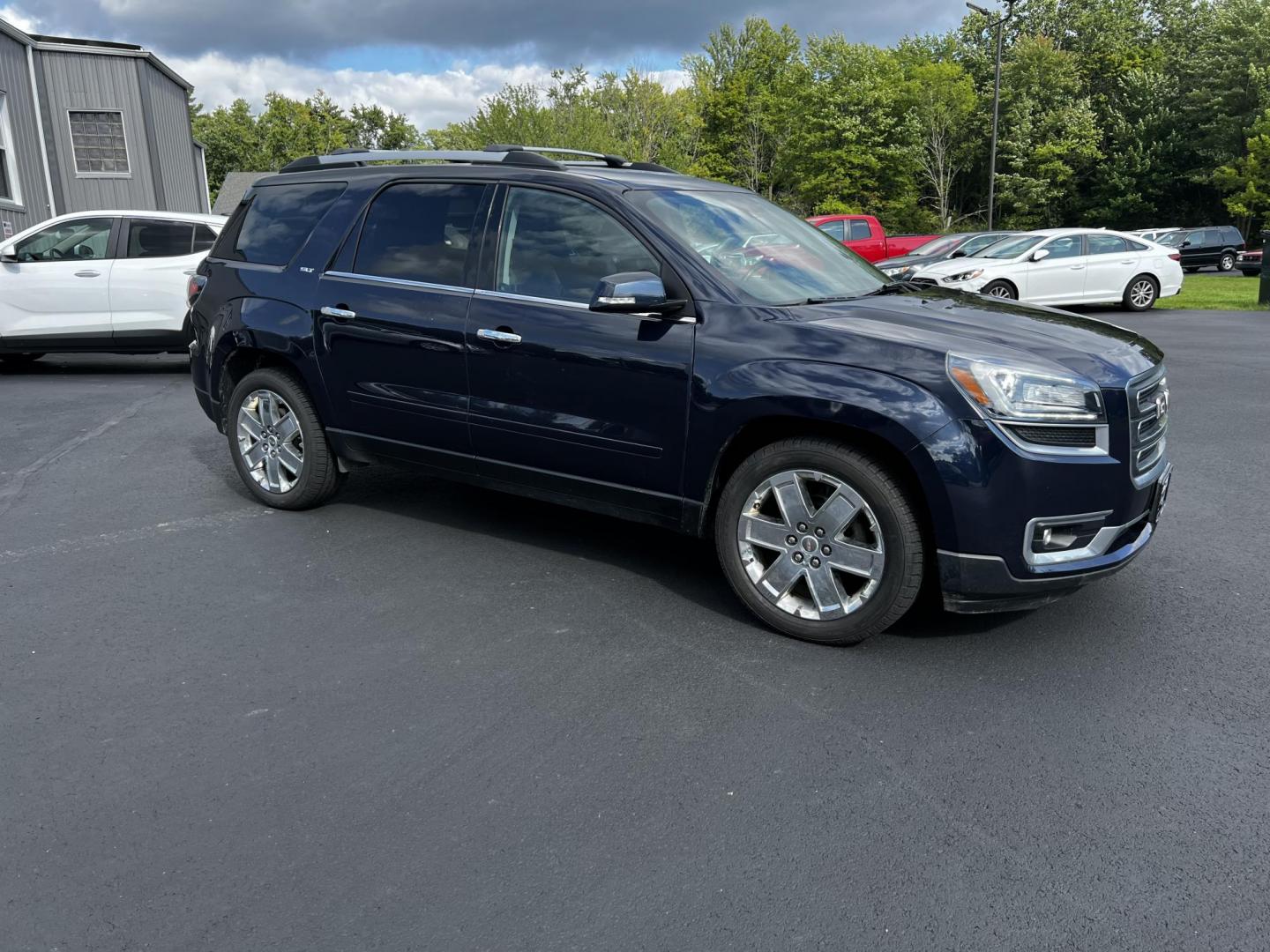 2017 Blue /Black GMC Acadia SLT-2 AWD (1GKKVSKD4HJ) with an 3.6L V6 DOHC 24V engine, 6-Speed Automatic transmission, located at 547 E. Main St., Orwell, OH, 44076, (440) 437-5893, 41.535435, -80.847855 - Photo#5