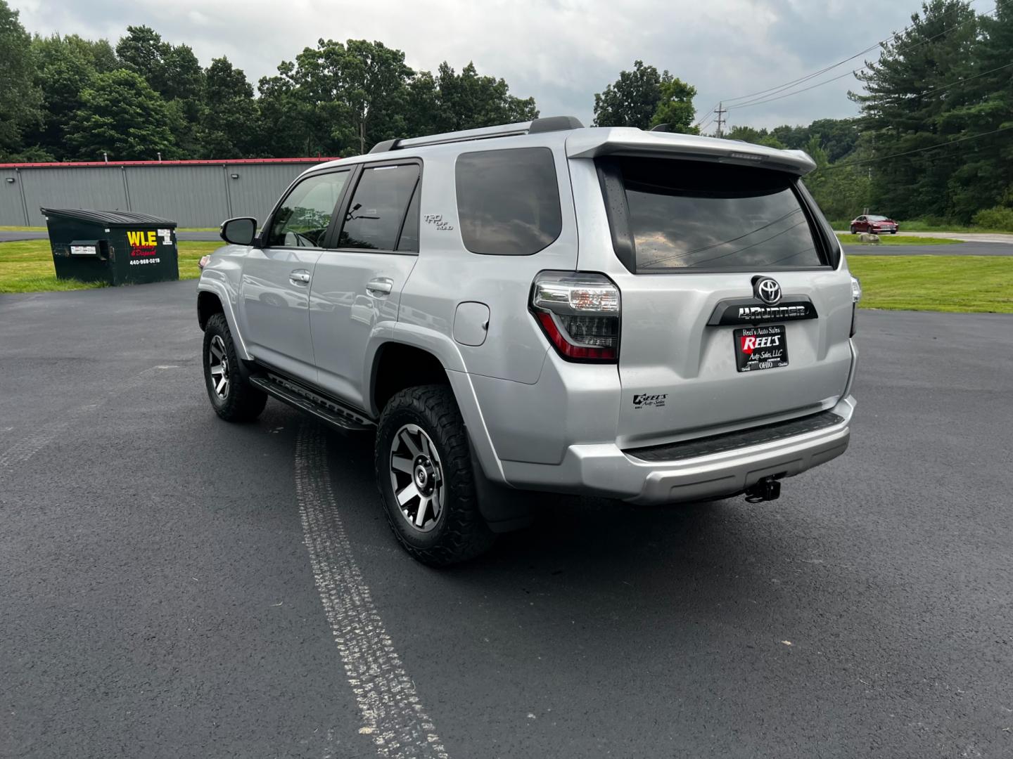 2017 Silver /Black Toyota 4Runner TRD Offroad 4WD (JTEBU5JR1H5) with an 4.0L V6 DOHC 24V engine, 5A transmission, located at 11115 Chardon Rd. , Chardon, OH, 44024, (440) 214-9705, 41.580246, -81.241943 - This One Owner 2017 Toyota 4Runner TRD Offroad Premium 4WD is a rugged and capable SUV designed for both on-road comfort and off-road adventures. It features a powerful 4.0-liter V6 engine paired with a 5-speed automatic transmission and four-wheel drive. The TRD Offroad Premium trim offers a luxuri - Photo#20