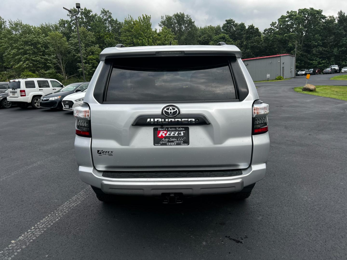 2017 Silver /Black Toyota 4Runner TRD Offroad 4WD (JTEBU5JR1H5) with an 4.0L V6 DOHC 24V engine, 5A transmission, located at 11115 Chardon Rd. , Chardon, OH, 44024, (440) 214-9705, 41.580246, -81.241943 - This One Owner 2017 Toyota 4Runner TRD Offroad Premium 4WD is a rugged and capable SUV designed for both on-road comfort and off-road adventures. It features a powerful 4.0-liter V6 engine paired with a 5-speed automatic transmission and four-wheel drive. The TRD Offroad Premium trim offers a luxuri - Photo#19