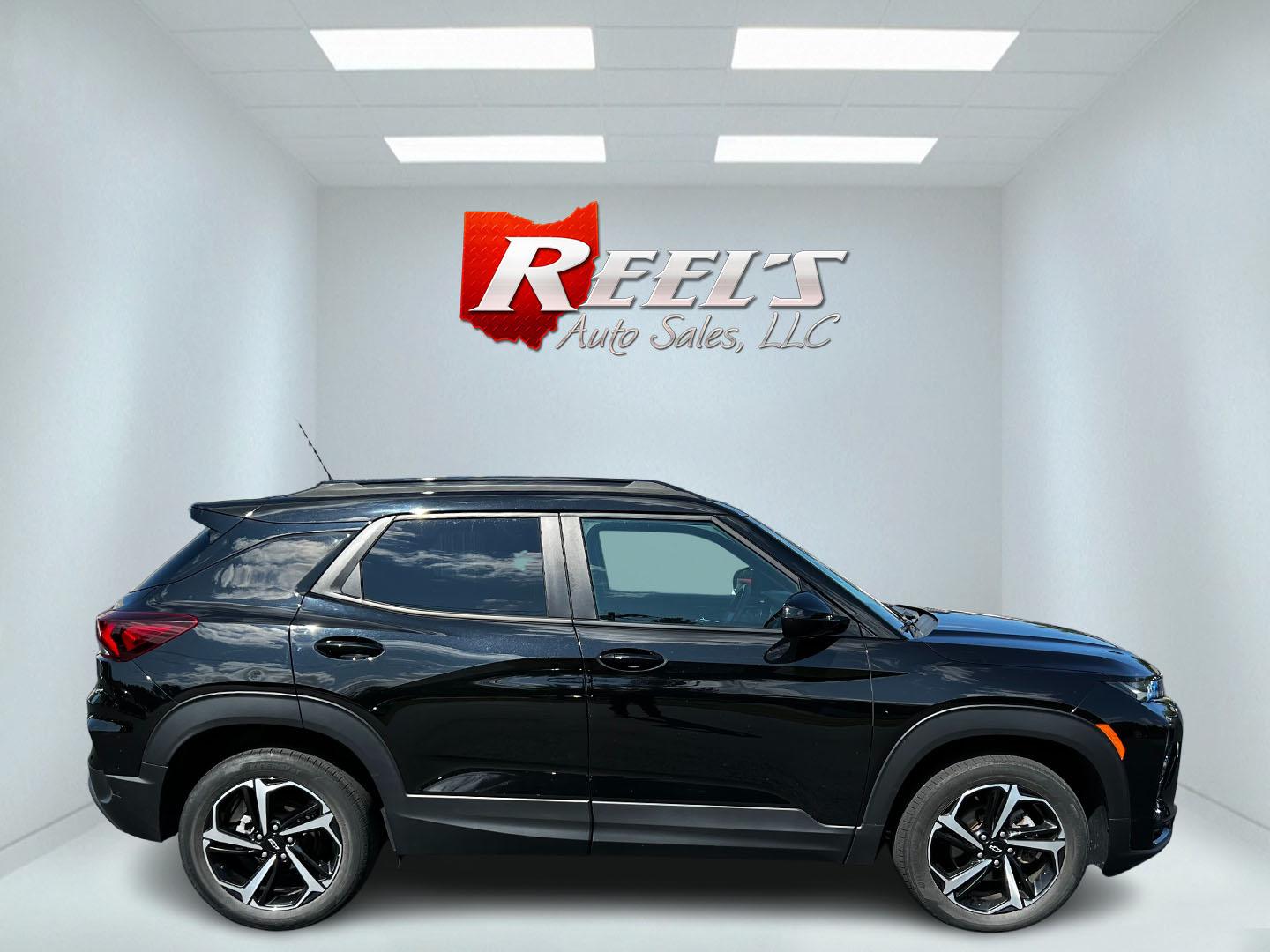 2021 Black /Black Chevrolet Trailblazer RS AWD (KL79MUSL7MB) with an 1.3L I3 DOHC 12V Turbo engine, 9A transmission, located at 547 E. Main St., Orwell, OH, 44076, (440) 437-5893, 41.535435, -80.847855 - This 2021 Chevrolet Trailblazer RS AWD is a compact SUV that offers a blend of performance, efficiency, and advanced features. It's powered by a 1.3-liter turbocharged 3-cylinder EcoTec engine paired with a 9-speed automatic transmission, delivering a respectable 28 MPG combined and 30 MPG on the hi - Photo#4