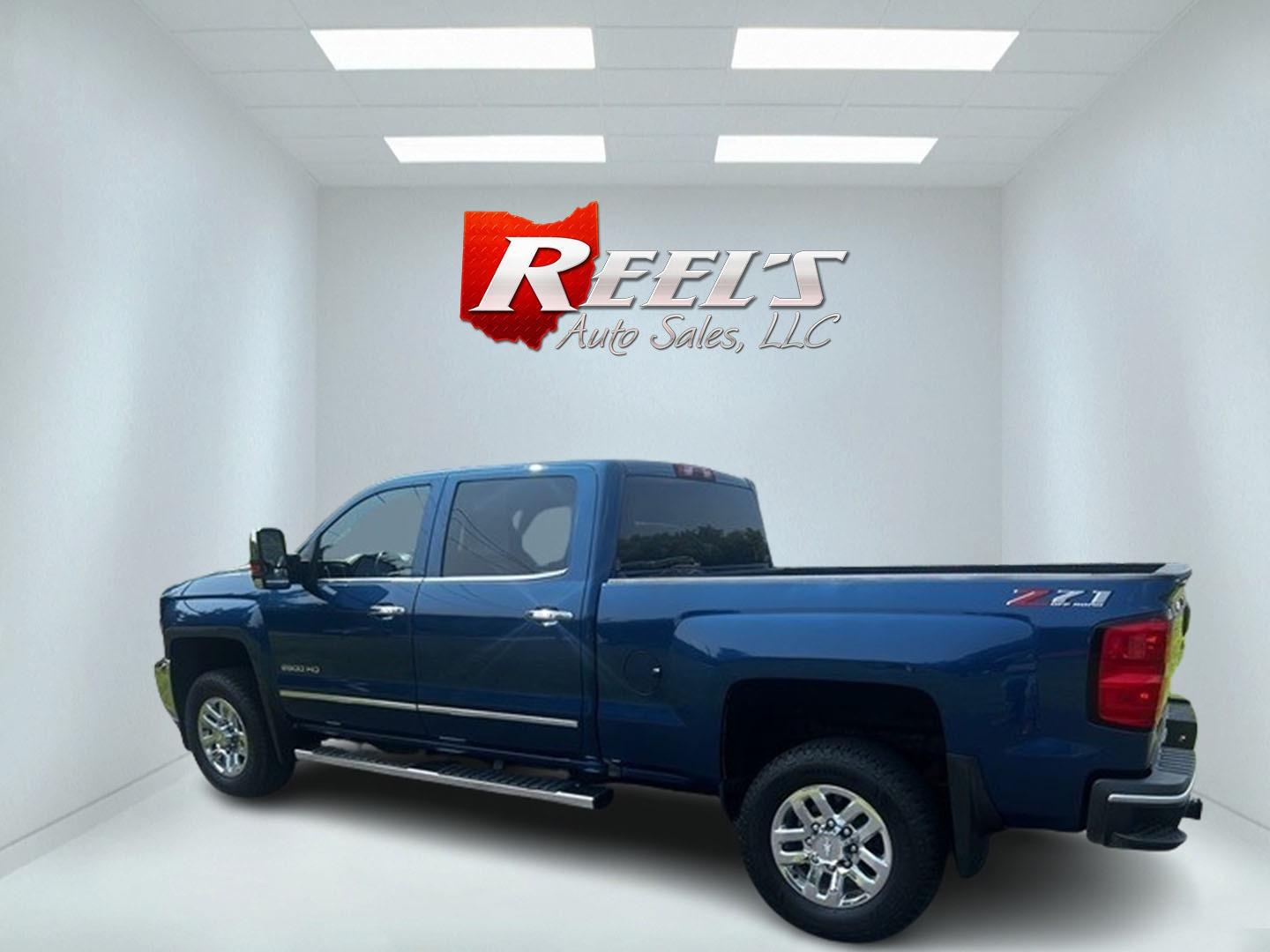 2019 Blue /Black Chevrolet Silverado 2500HD LTZ Crew Cab 4WD (1GC1KTEY3KF) with an 6.6L V8 OHV 16V DIESEL engine, 6A transmission, located at 11115 Chardon Rd. , Chardon, OH, 44024, (440) 214-9705, 41.580246, -81.241943 - Photo#8