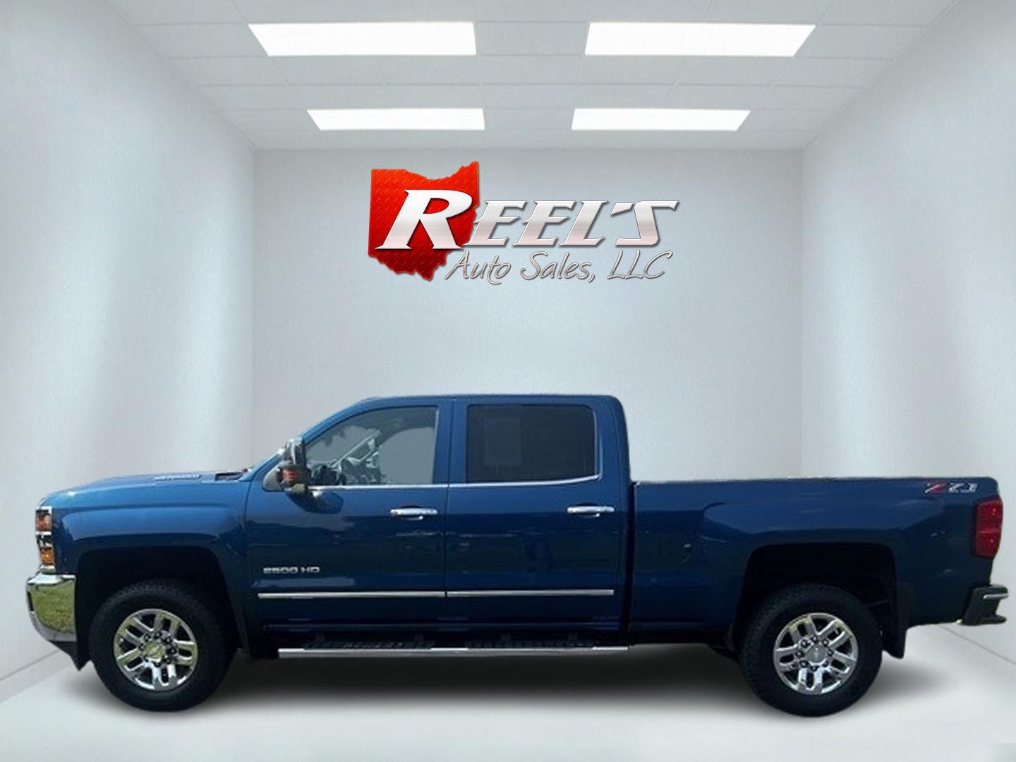 2019 Blue /Black Chevrolet Silverado 2500HD LTZ Crew Cab 4WD (1GC1KTEY3KF) with an 6.6L V8 OHV 16V DIESEL engine, 6A transmission, located at 11115 Chardon Rd. , Chardon, OH, 44024, (440) 214-9705, 41.580246, -81.241943 - Photo#9