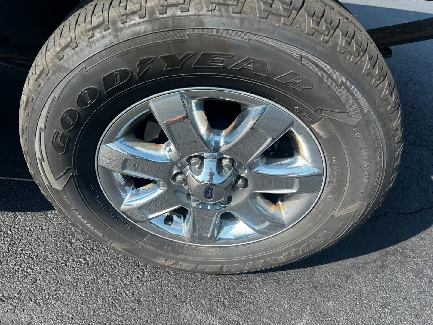 2014 White /Gray Ford F-150 XLT 302A SuperCrew 5.5-ft. Bed 4WD (1FTFW1ET2EF) with an 3.5L V6 TWIN TURBO engine, 6-Speed Automatic transmission, located at 11115 Chardon Rd. , Chardon, OH, 44024, (440) 214-9705, 41.580246, -81.241943 - Photo#14