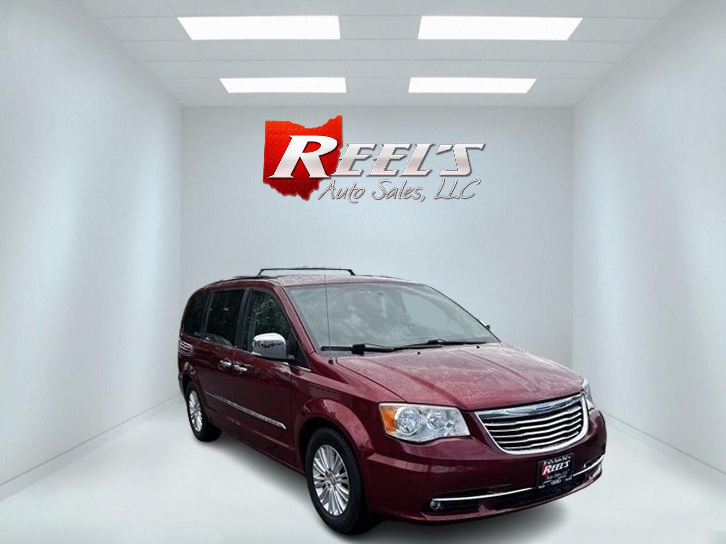 2013 Red /Black Chrysler Town & Country Touring-L (2C4RC1CG4DR) with an 3.6L V6 DOHC 24V FFV engine, 6-Speed Automatic transmission, located at 547 E. Main St., Orwell, OH, 44076, (440) 437-5893, 41.535435, -80.847855 - Photo#2