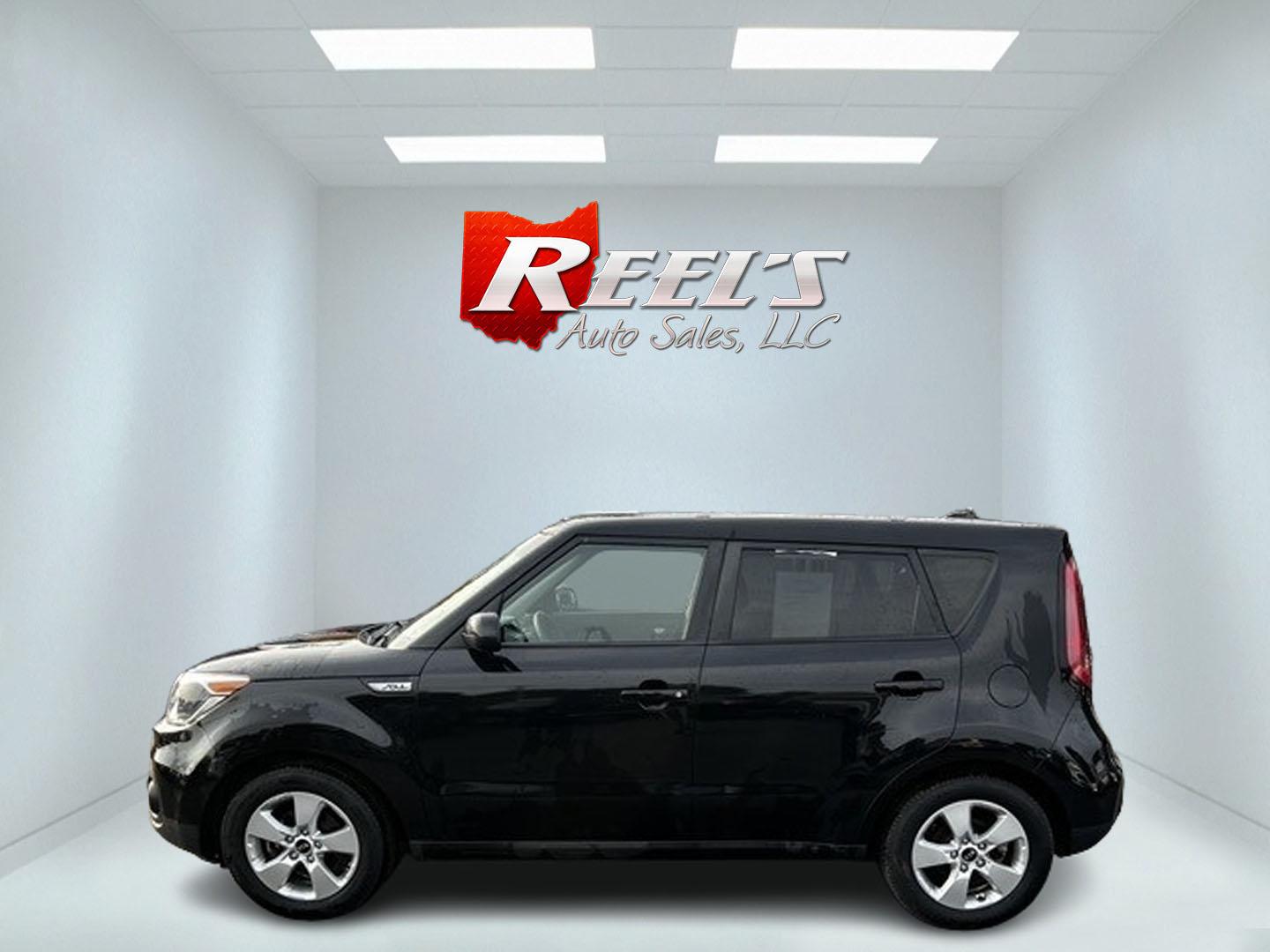 2018 /Black Kia Soul Base 6A (KNDJN2A20J7) with an 1.6L I4 DOHC 16V engine, 6-Speed Automatic transmission, located at 11115 Chardon Rd. , Chardon, OH, 44024, (440) 214-9705, 41.580246, -81.241943 - This 2018 Kia Soul, featuring a 1.6 I4 GDI engine paired with a 6-speed automatic transmission, provides a practical and economical driving option, achieving up to 30 MPG on the highway. This compact crossover is designed with urban efficiency in mind, offering a unique and boxy design that maximize - Photo#9